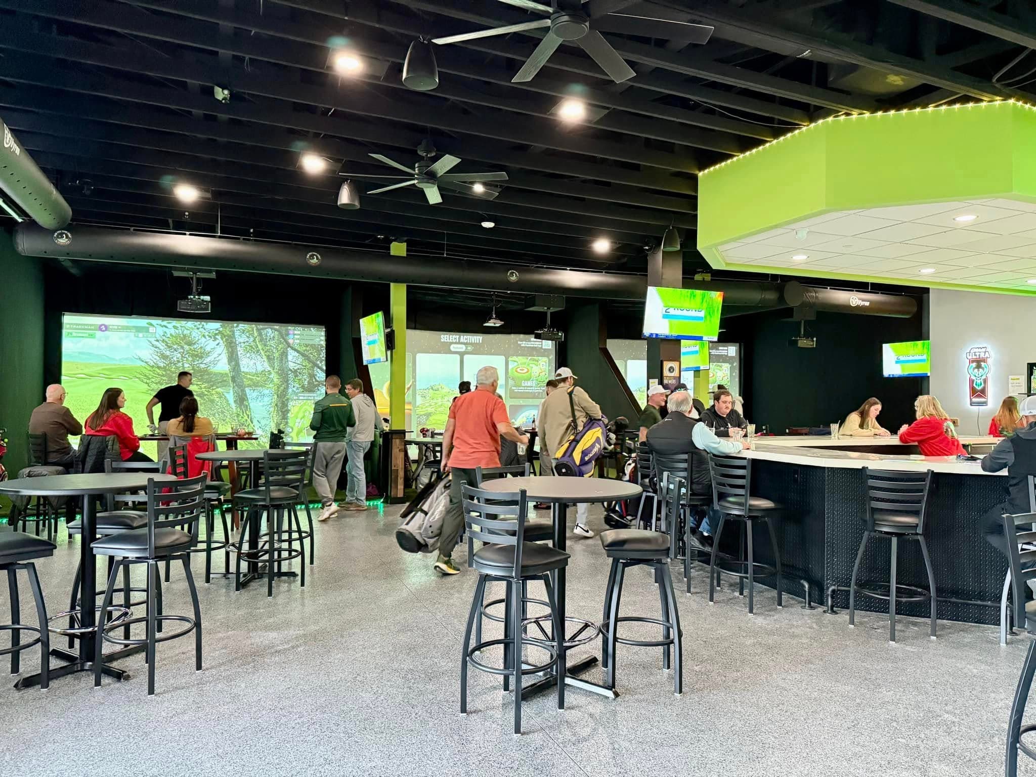 Par Tee Time Golf & Sports Bar - Image 2