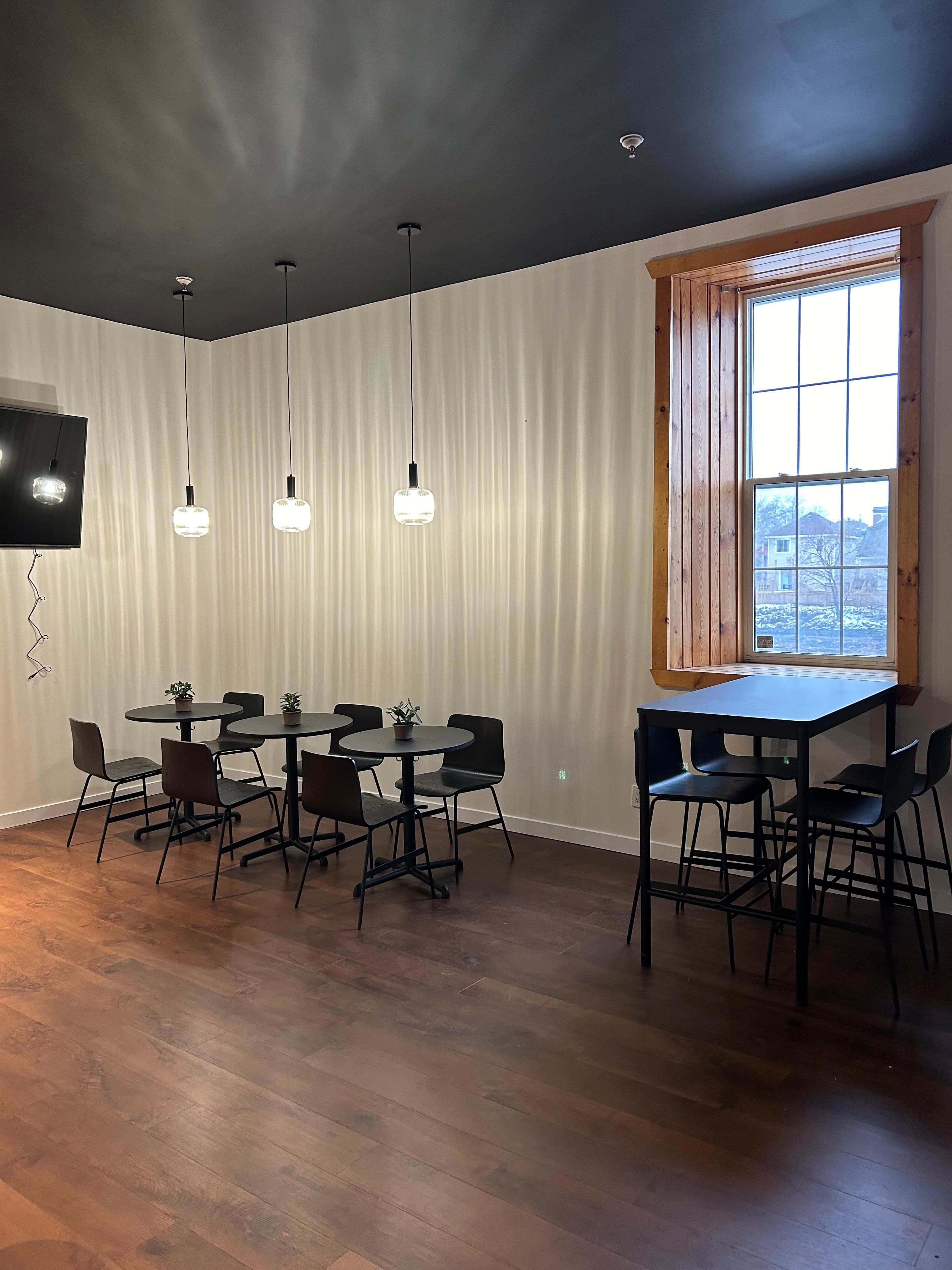 The Golf Lounge - Image 4