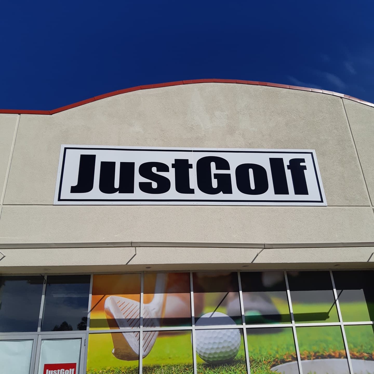 Just Golf - Golf Simulator London - Indoor Golf - Image 10