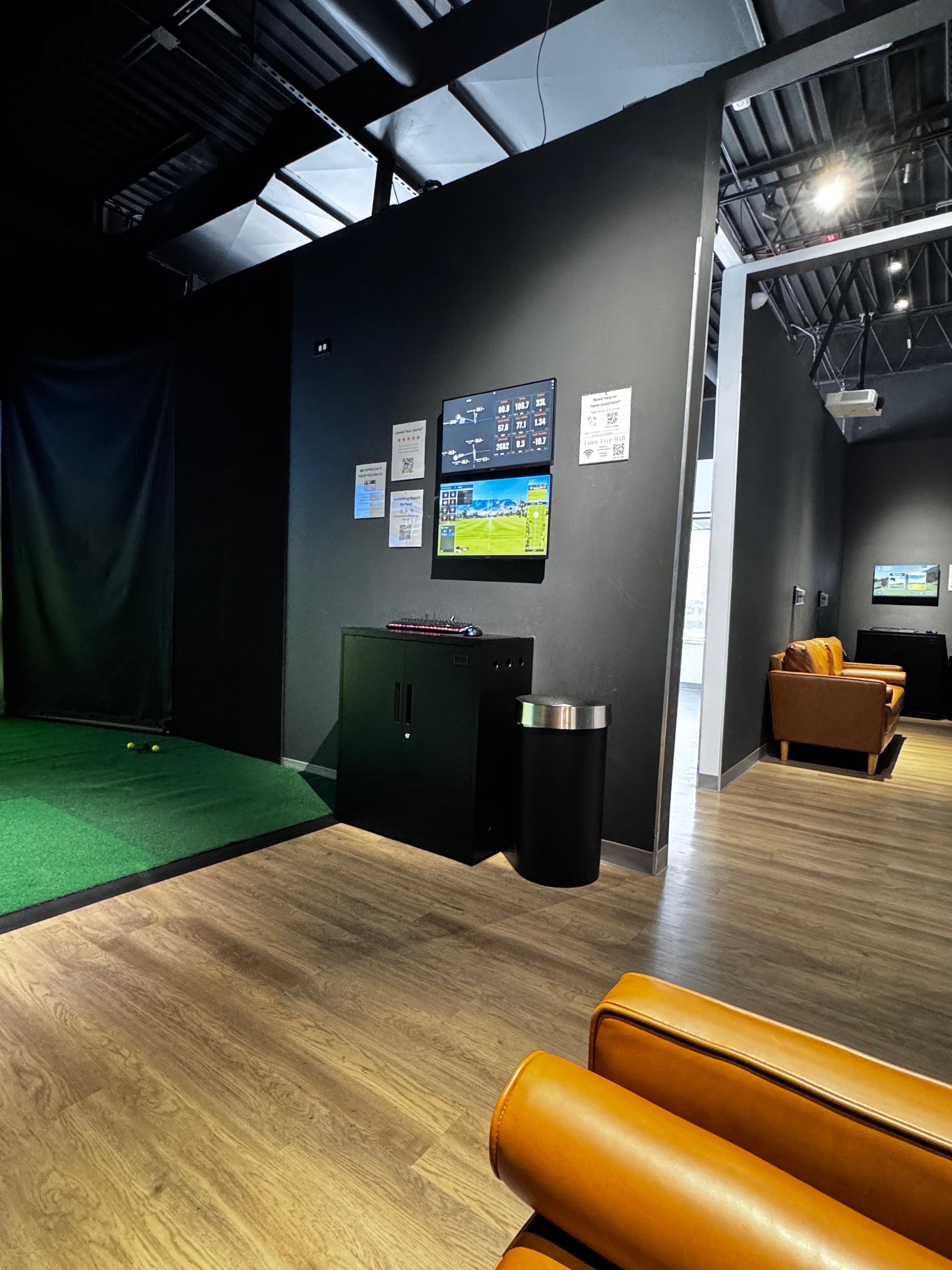TeeTime Indoor Golf - Glenview - Image 7