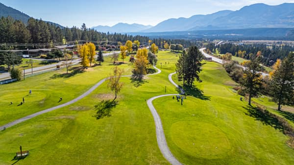 Creekside Golf Course - Image 1