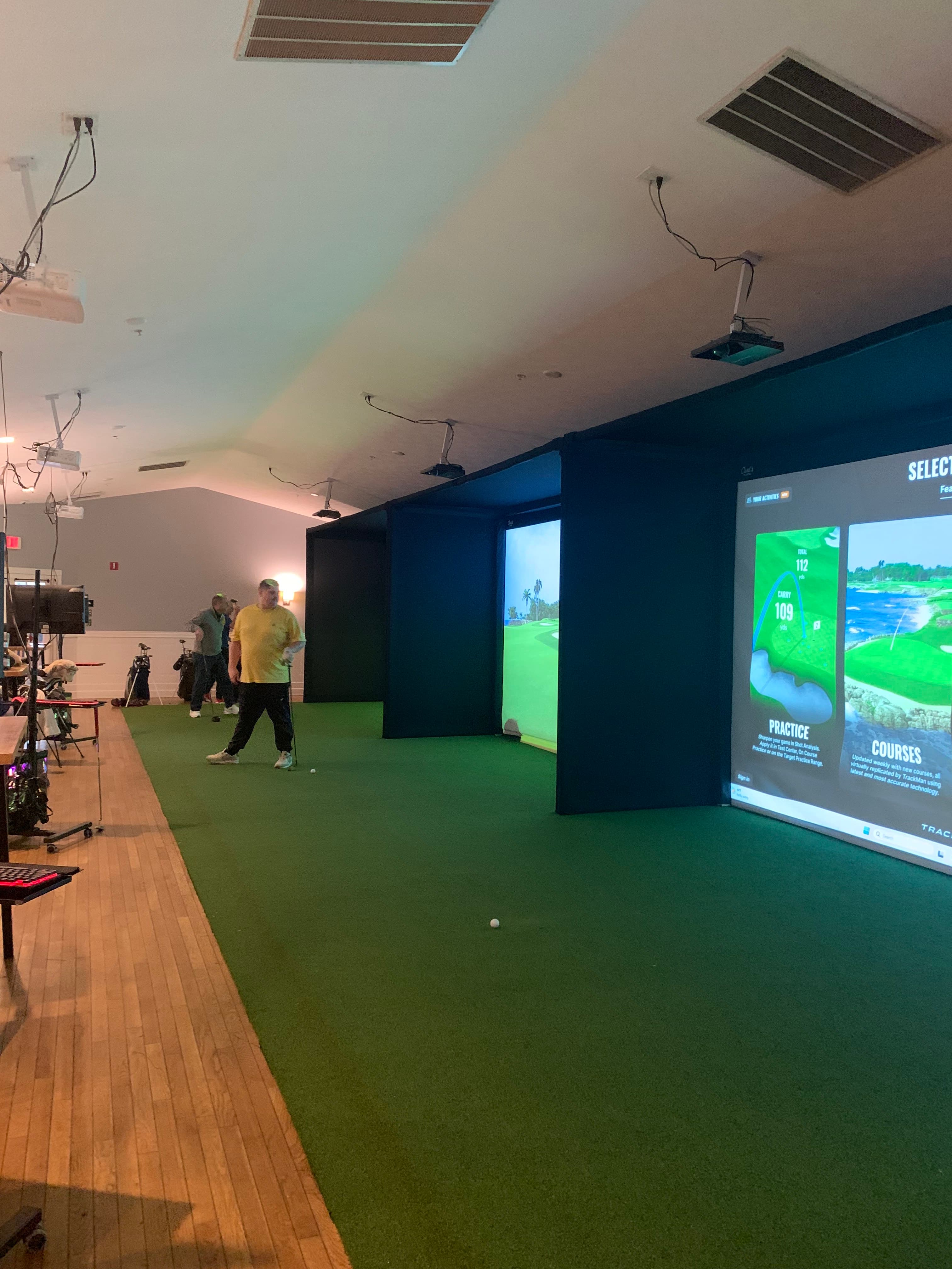 Sim City Indoor Golf Old Orchard Beach - Image 2