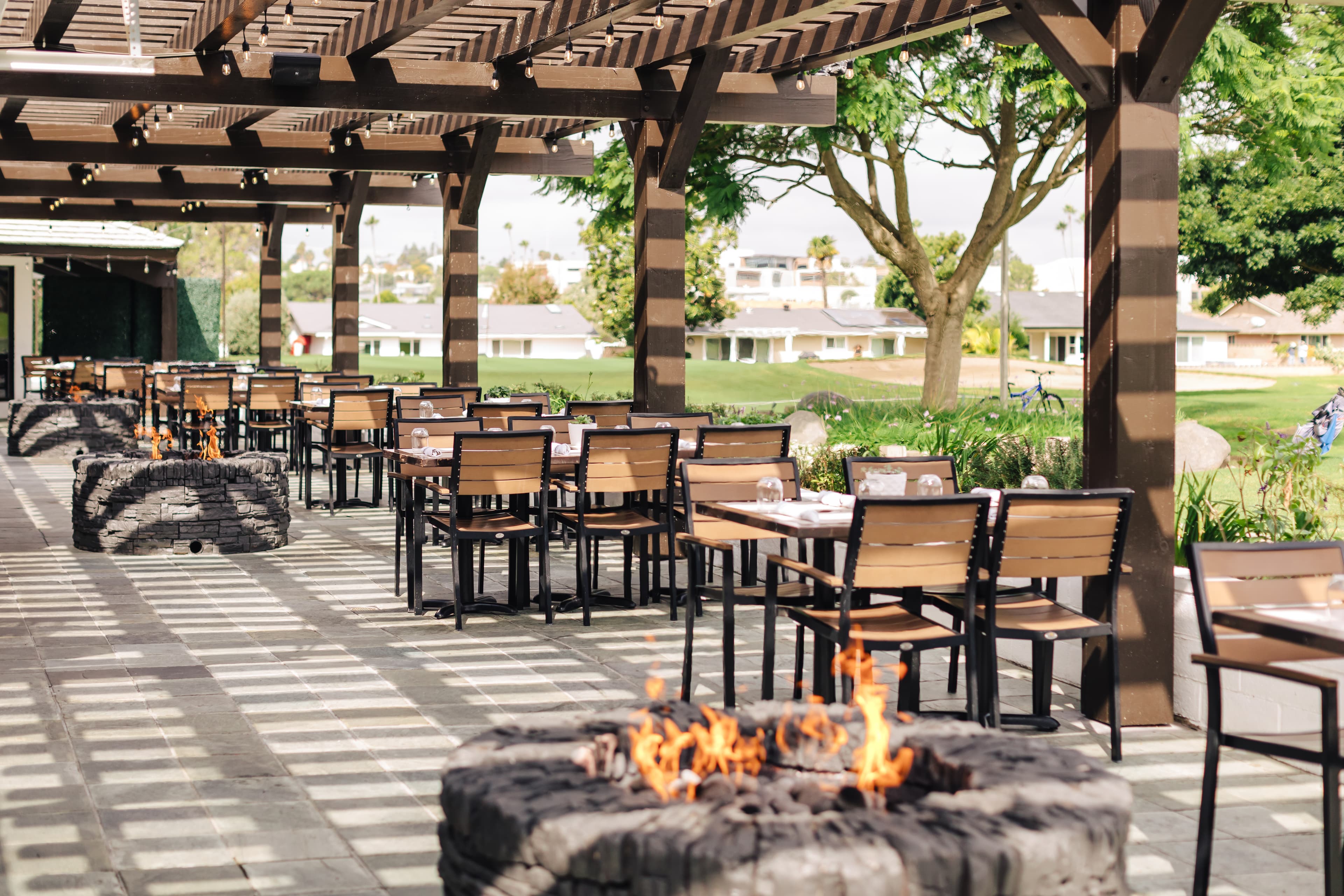 Brickmans Restaurant & Bar - Image 8