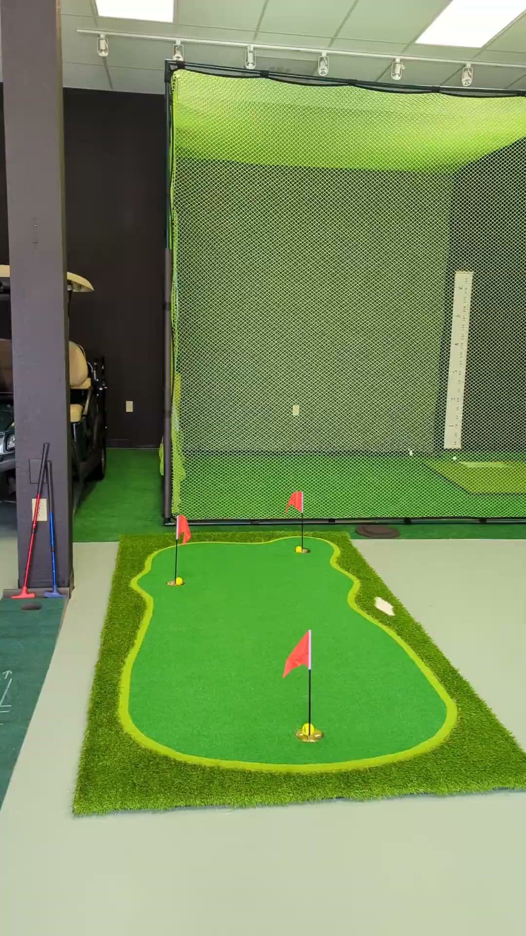 Go4Golf Simulator Lounge - Image 2