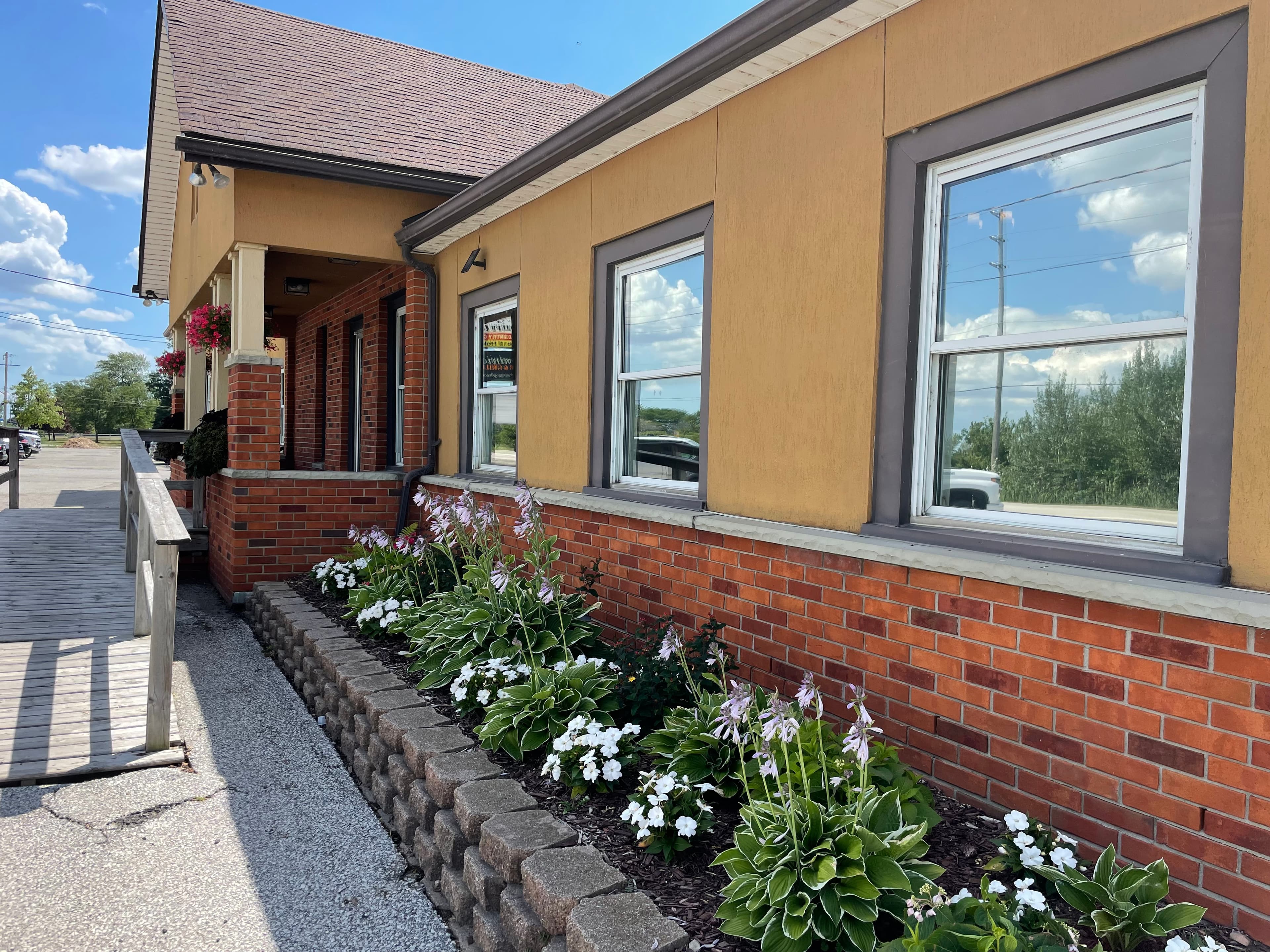 Dominion Golf Restaurant - Image 1