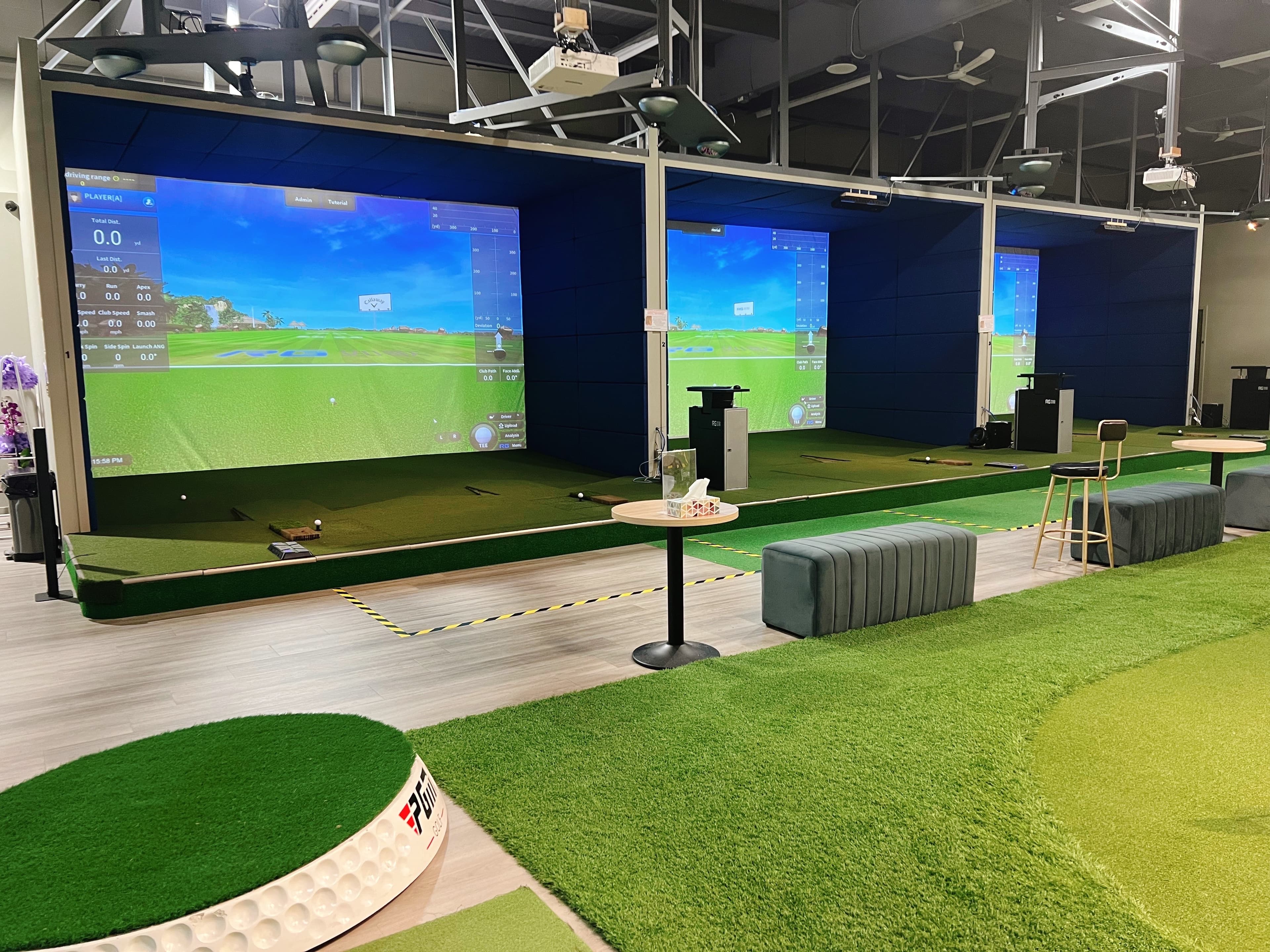 Clubhouse Indoor Golf - Image 6