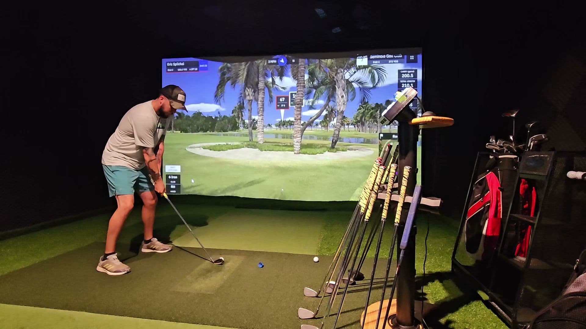 Swing Kings Indoor Golf - Image 1