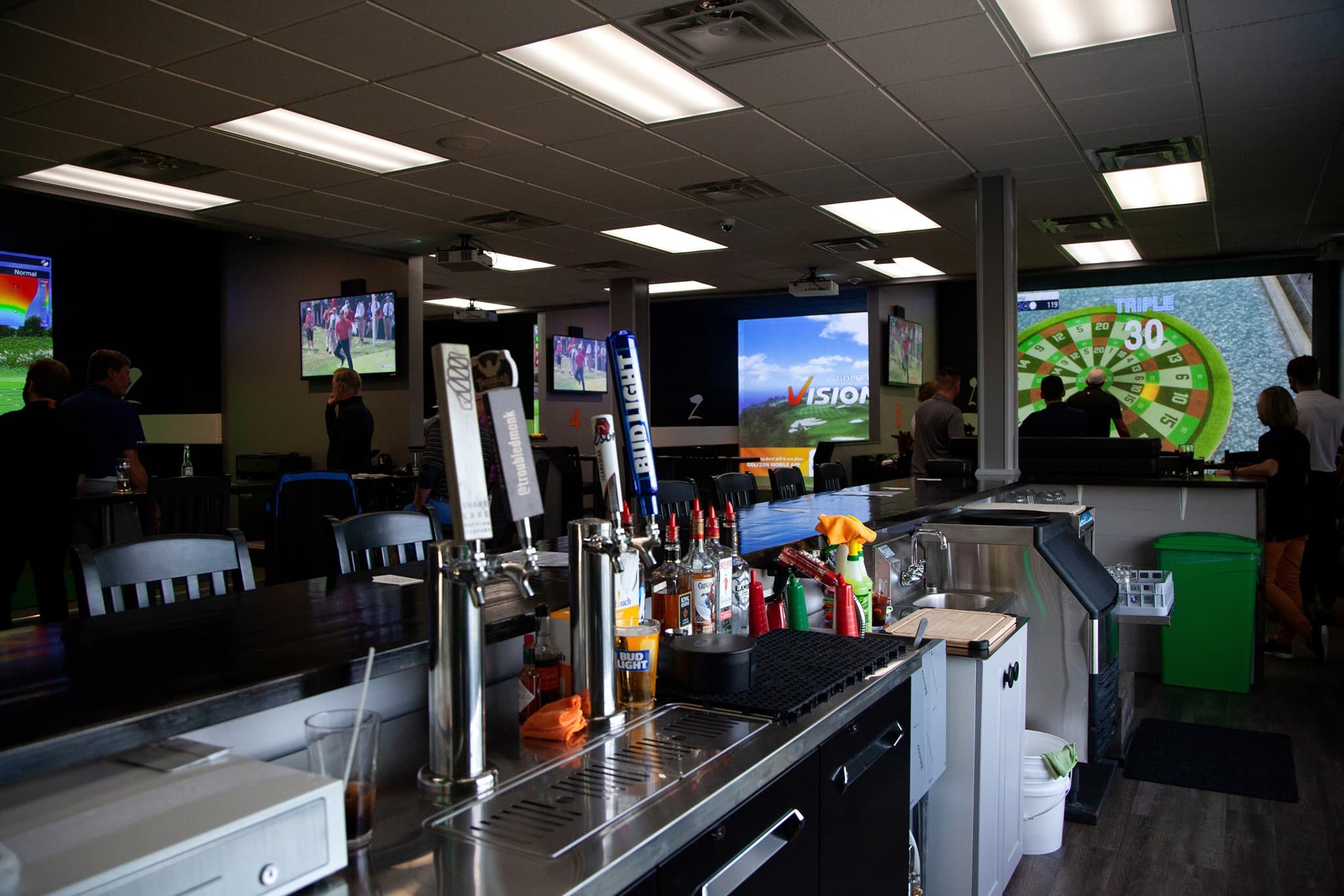 Golfzone - Eat~Drink~Play - Image 1