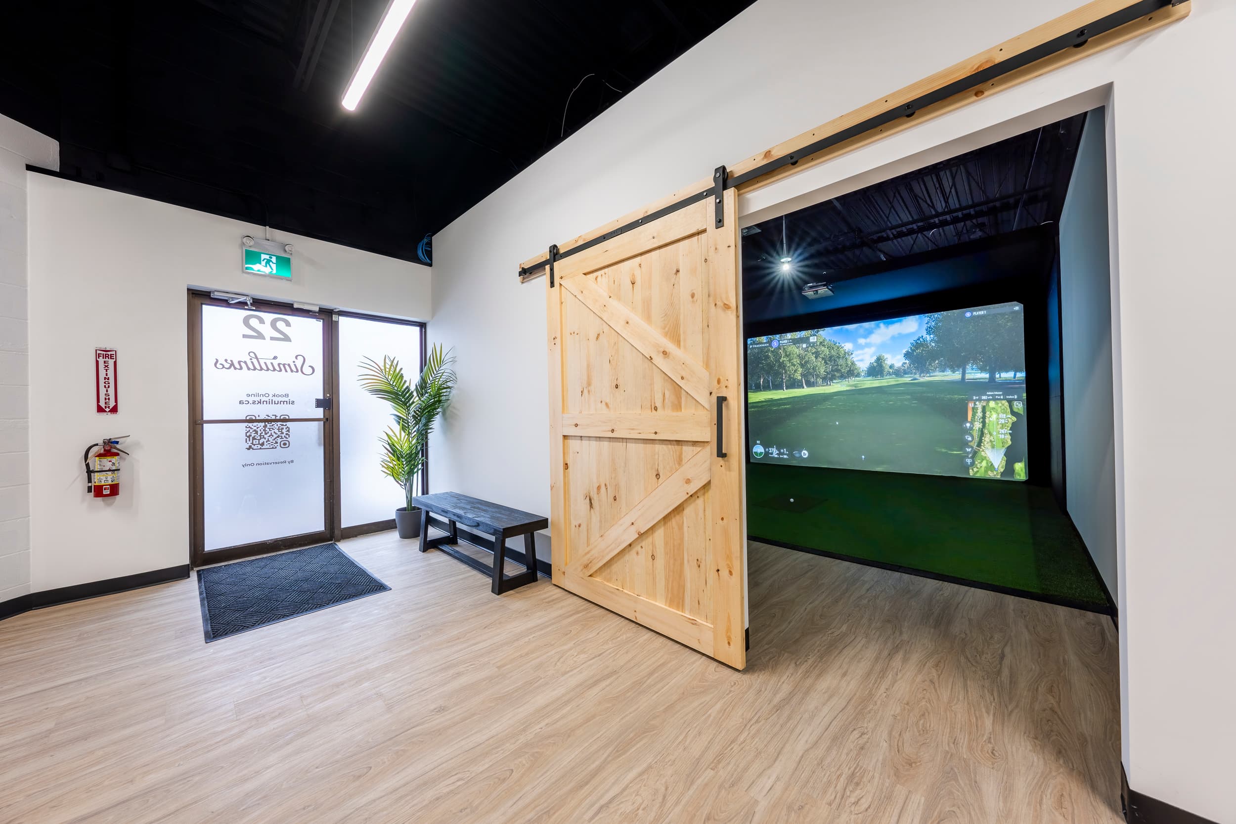 Simulinks Indoor Golf - Image 7