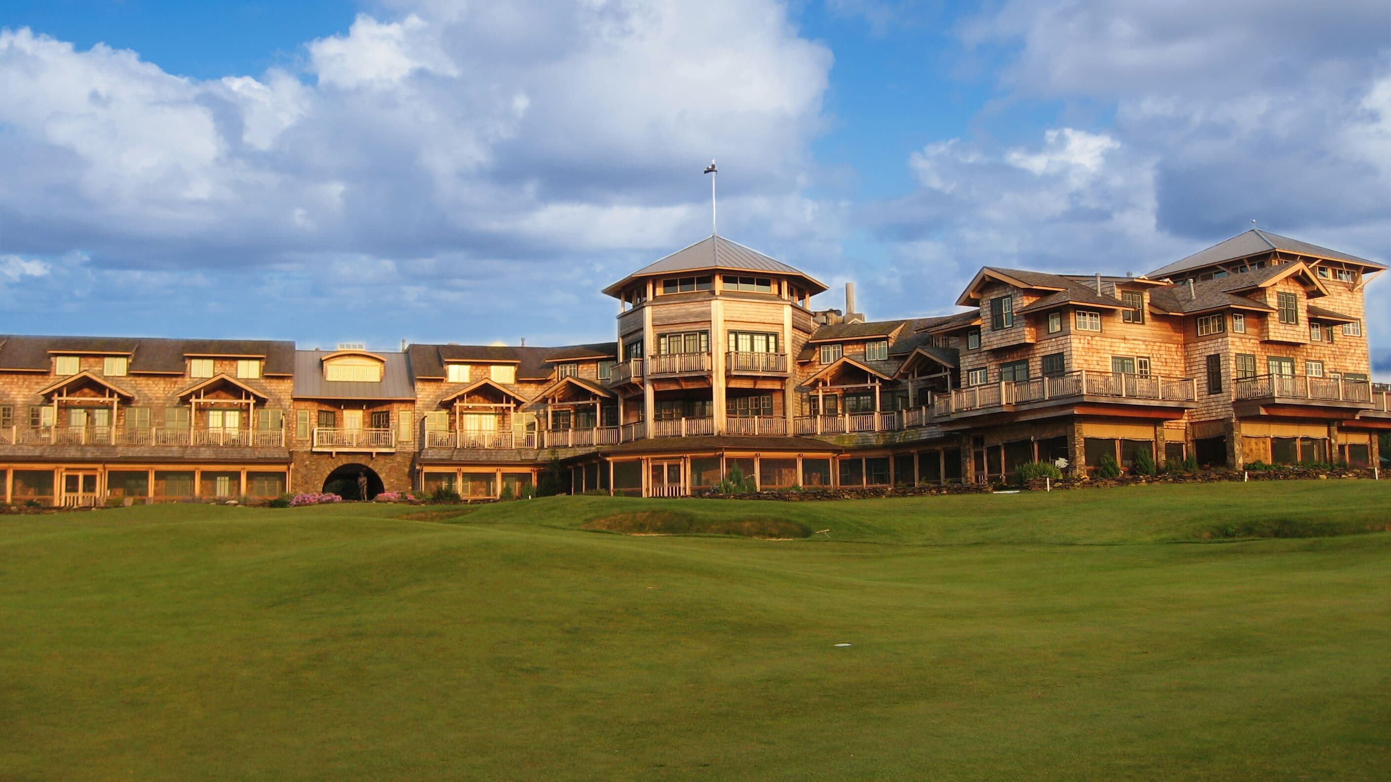 The Aquidneck Club - Image 4