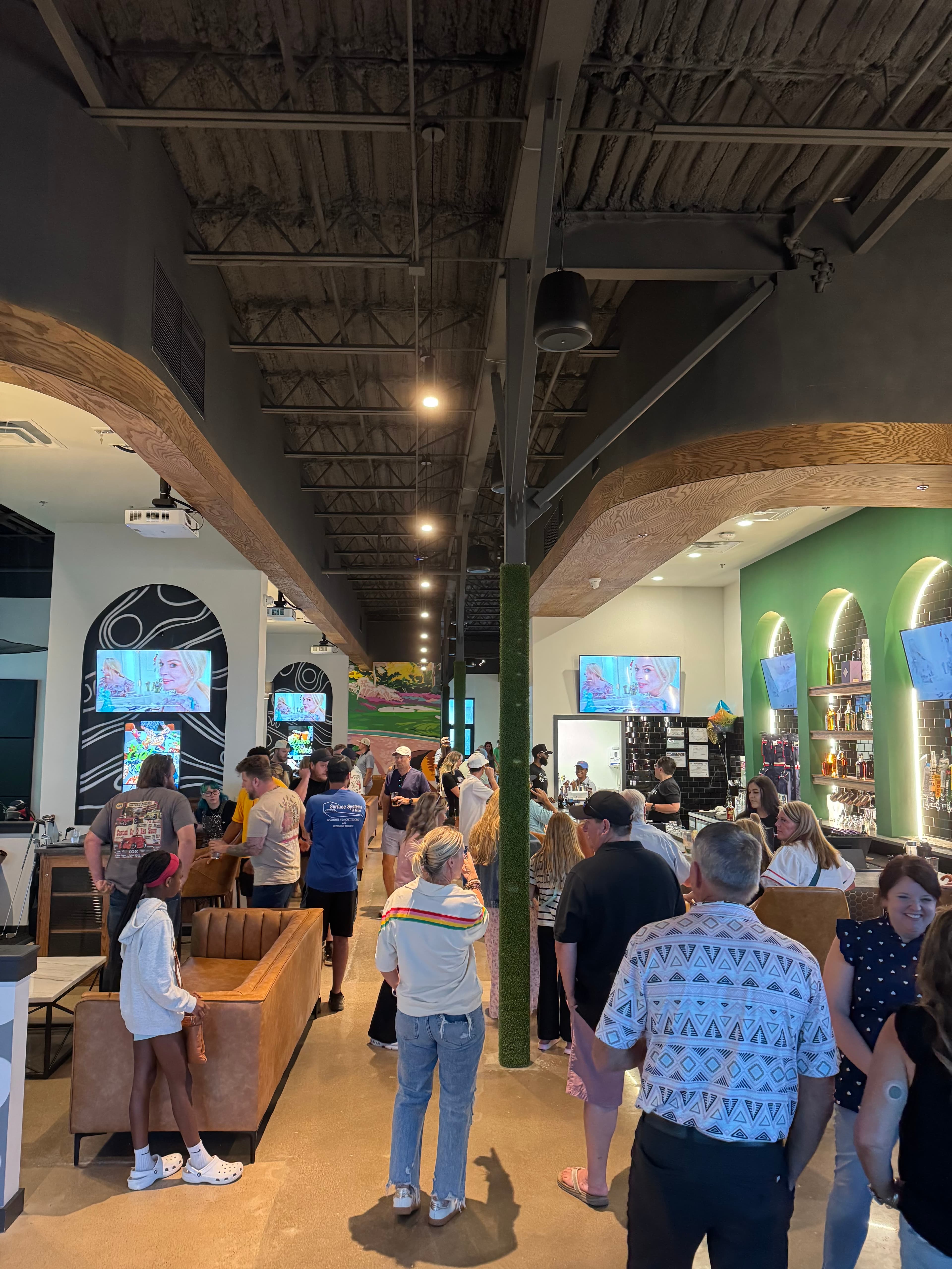 1611 Golf Club - Image 6