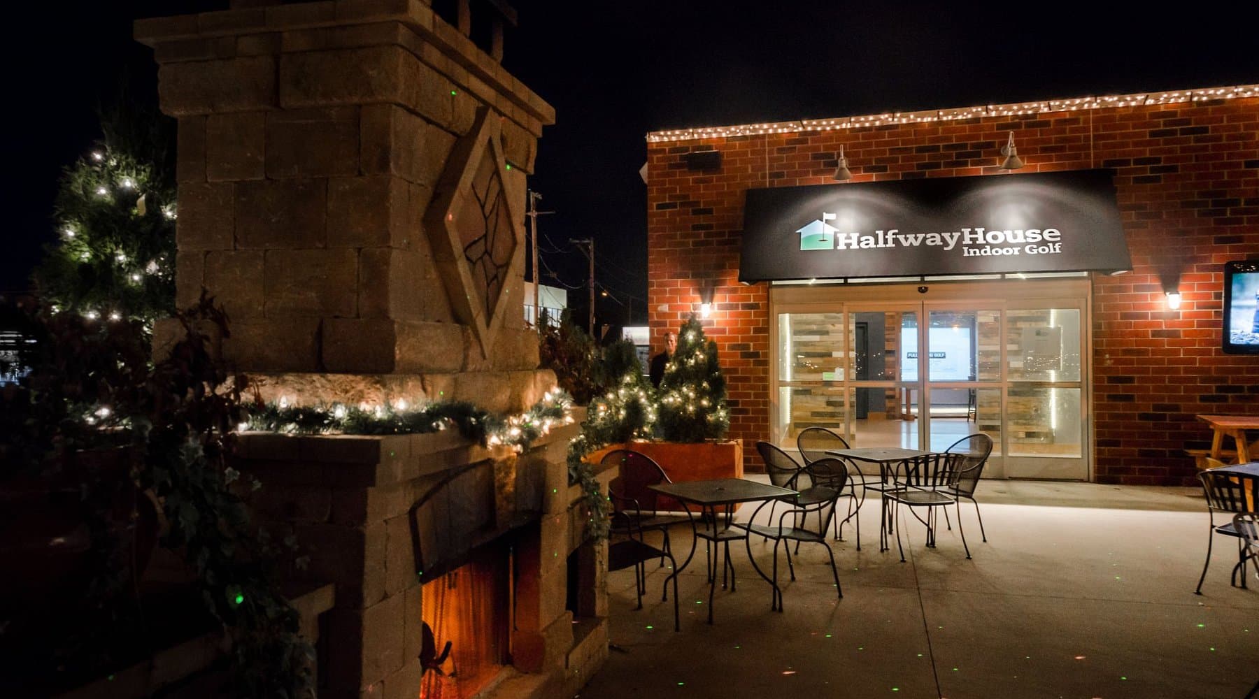 Halfway House Indoor Golf - Image 4