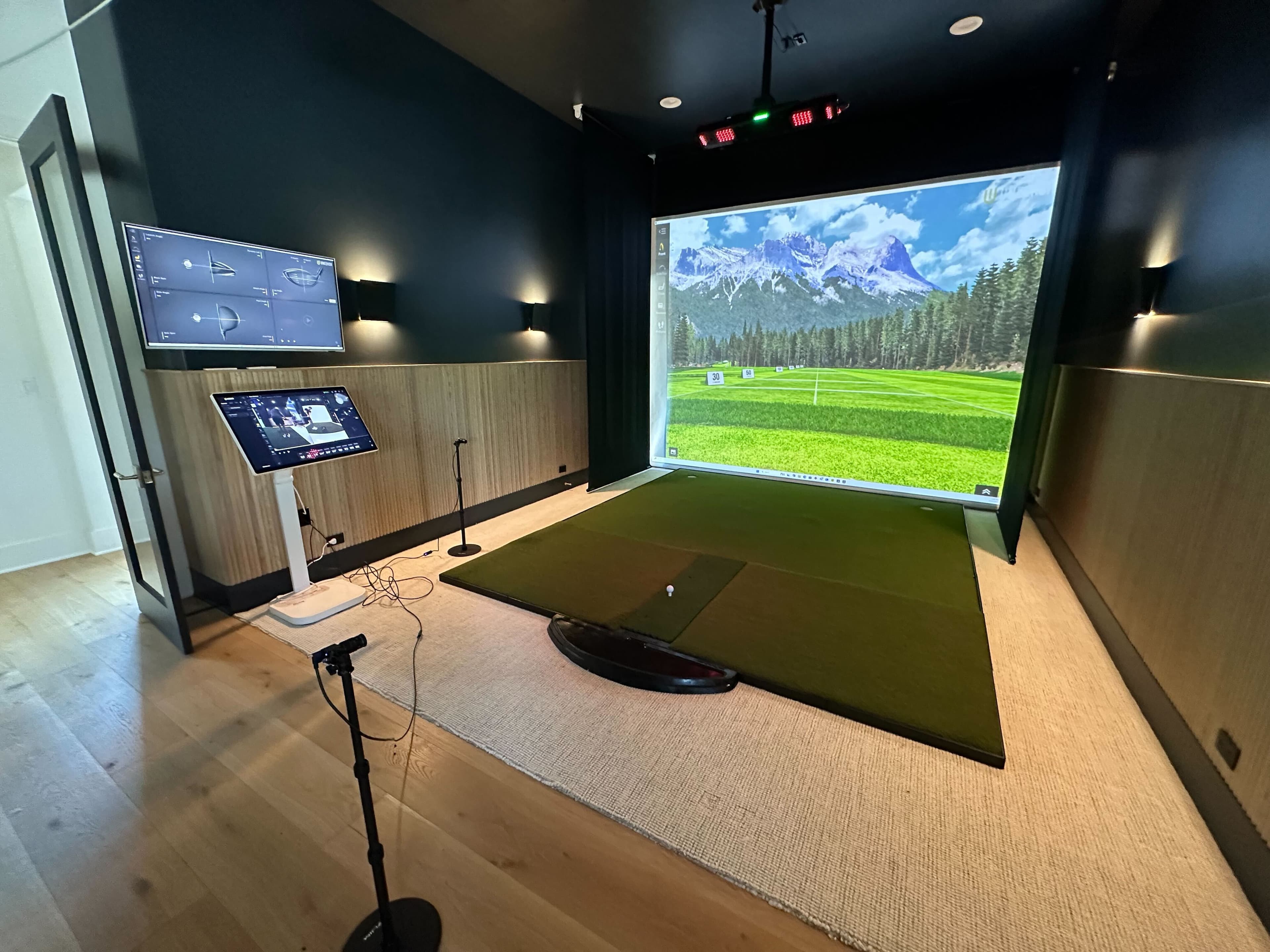 Gungho Golf - Home Golf Simulator Solutions - Image 1