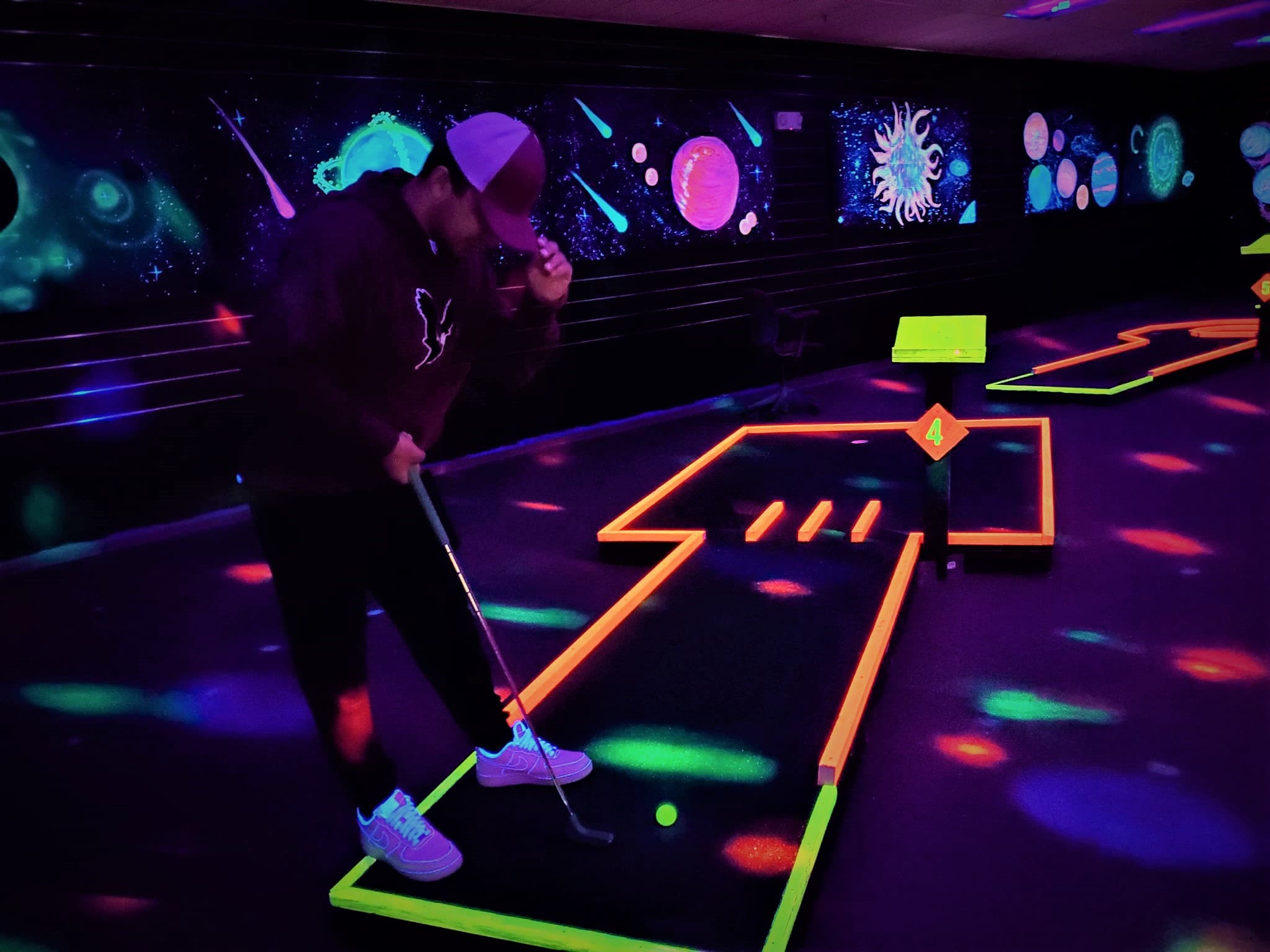 Mini Golf & Bungee Jump - Image 8