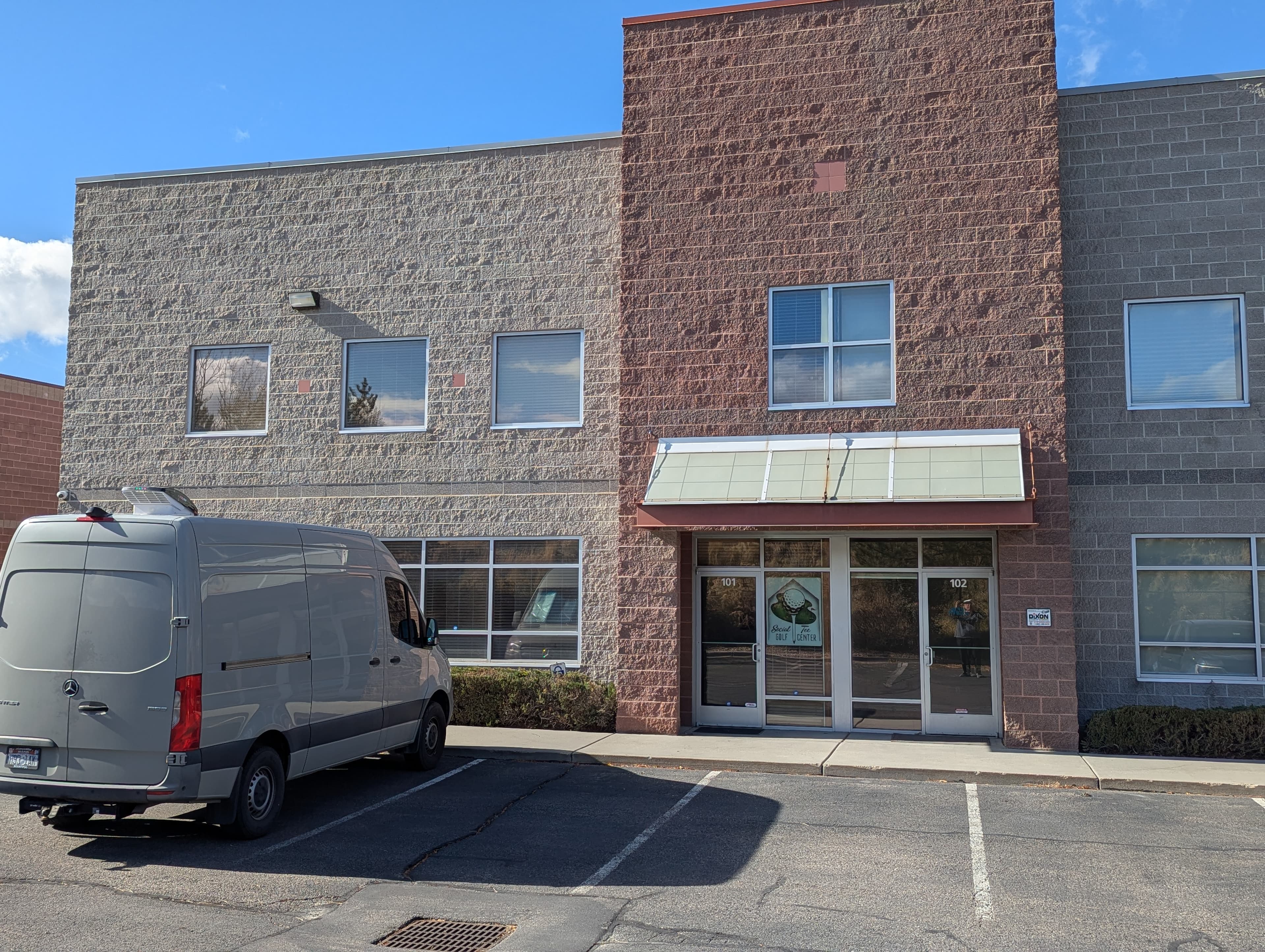 Social Tee Golf Center - Image 4