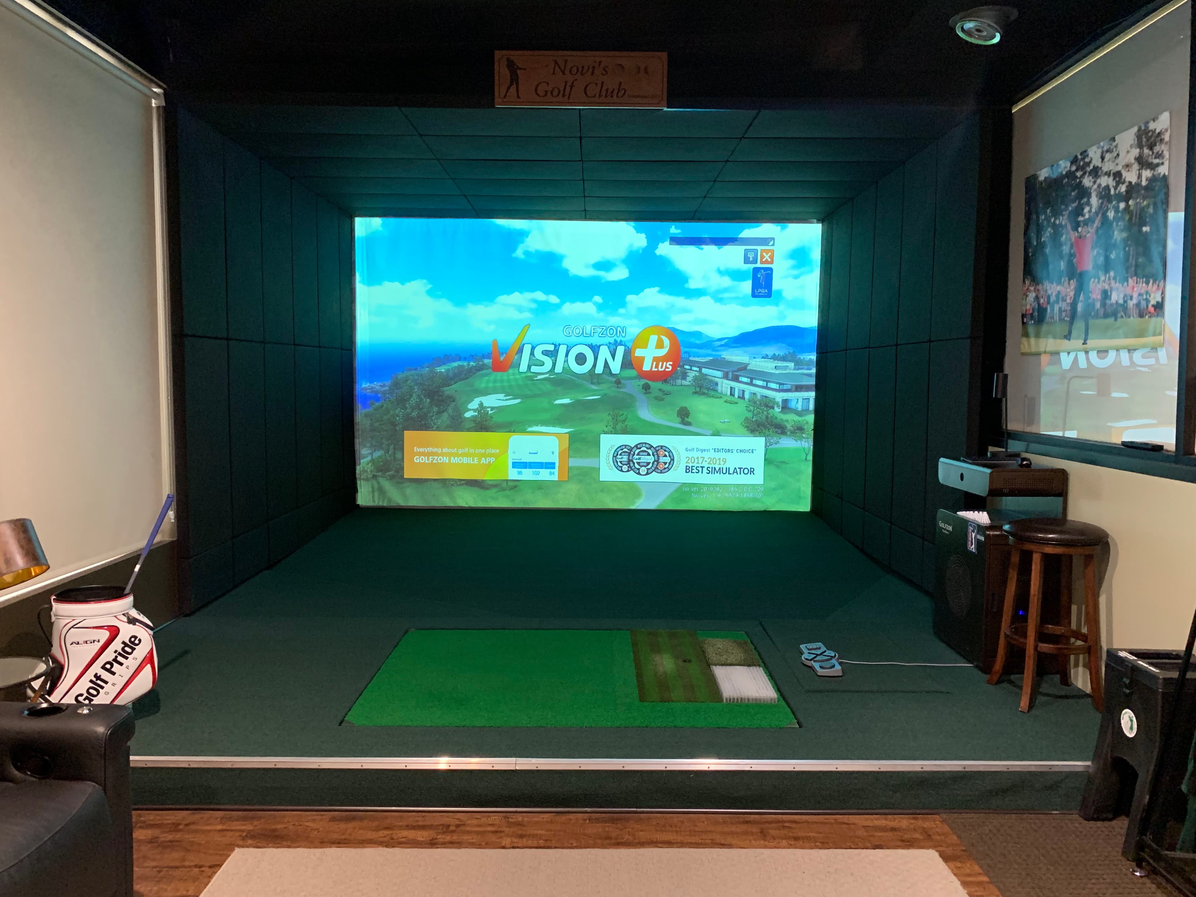 Novi's Golf Simulator - Image 8