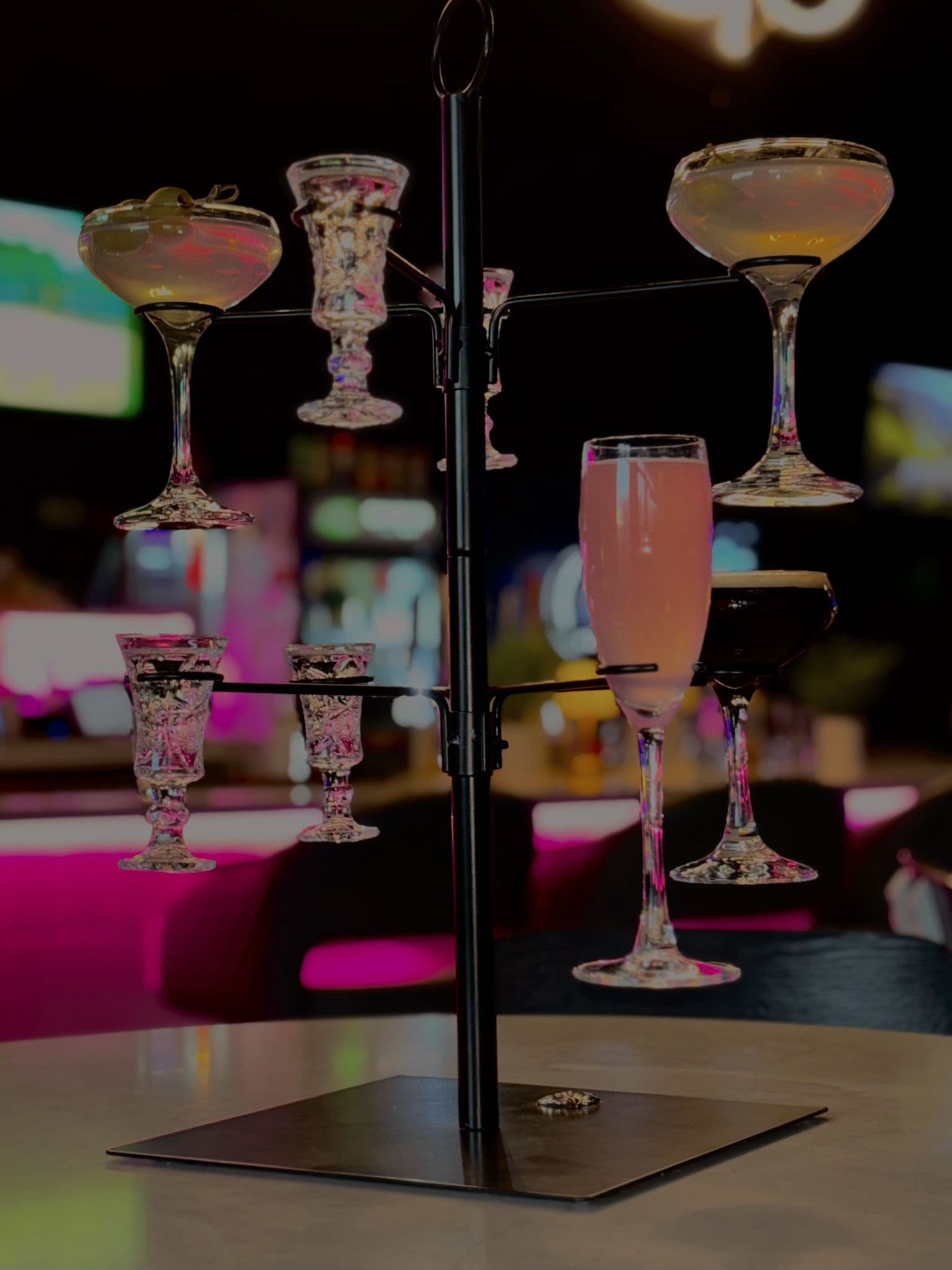 Condor Lounge & Condor Golf Bar - Image 6