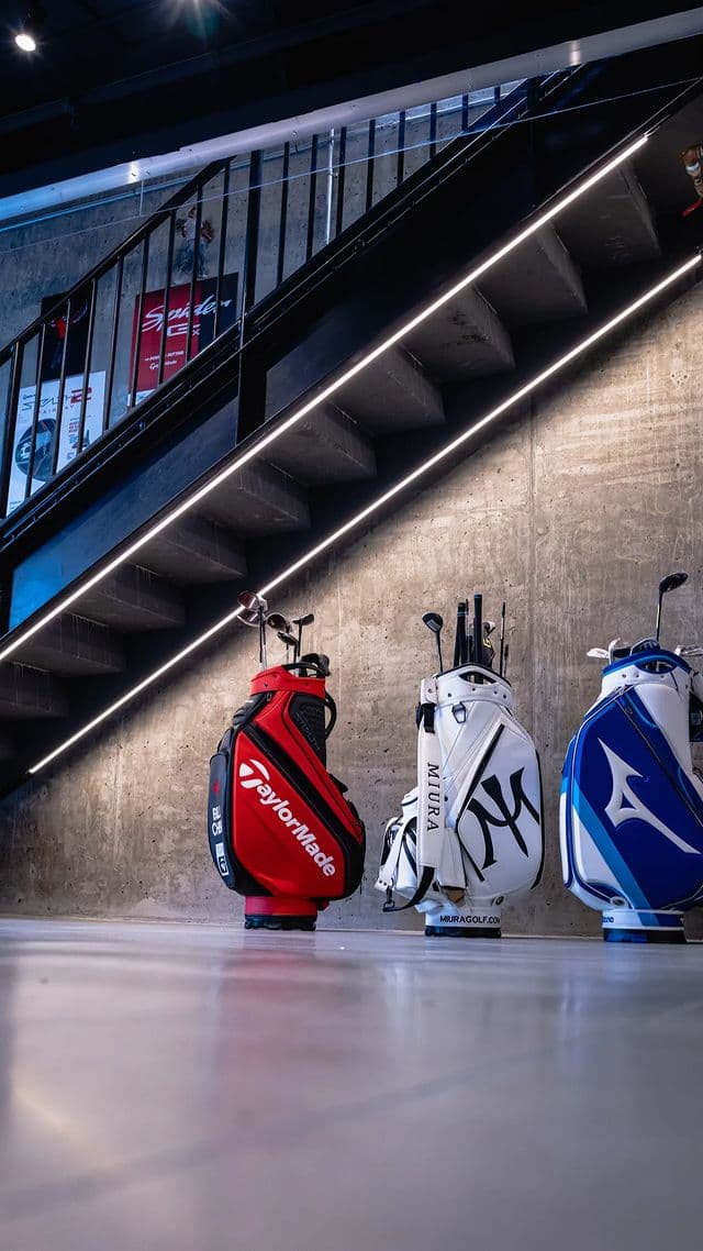 Titan Golf - Image 2