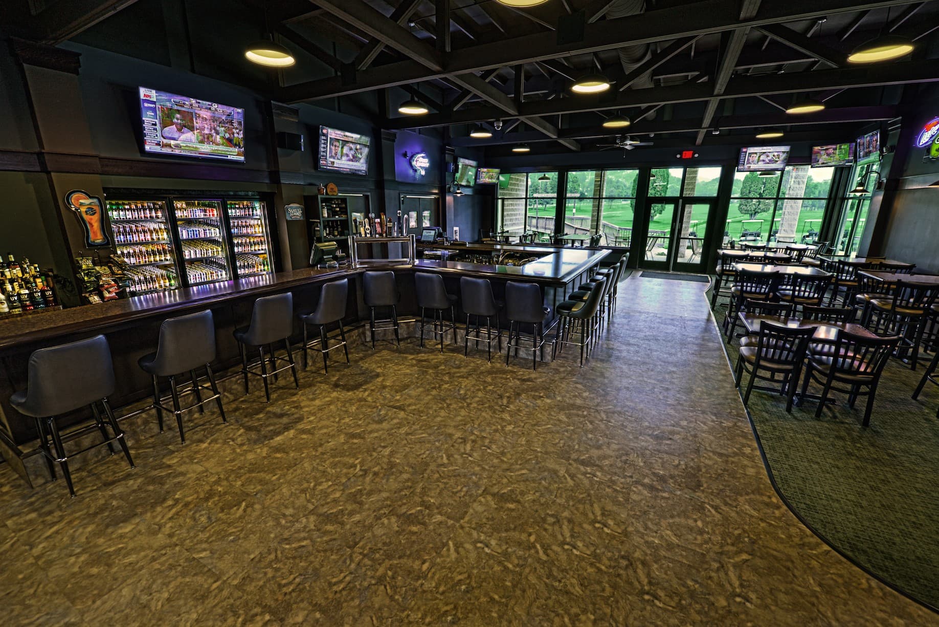 Coulee Sports Bar & Grill - Image 1
