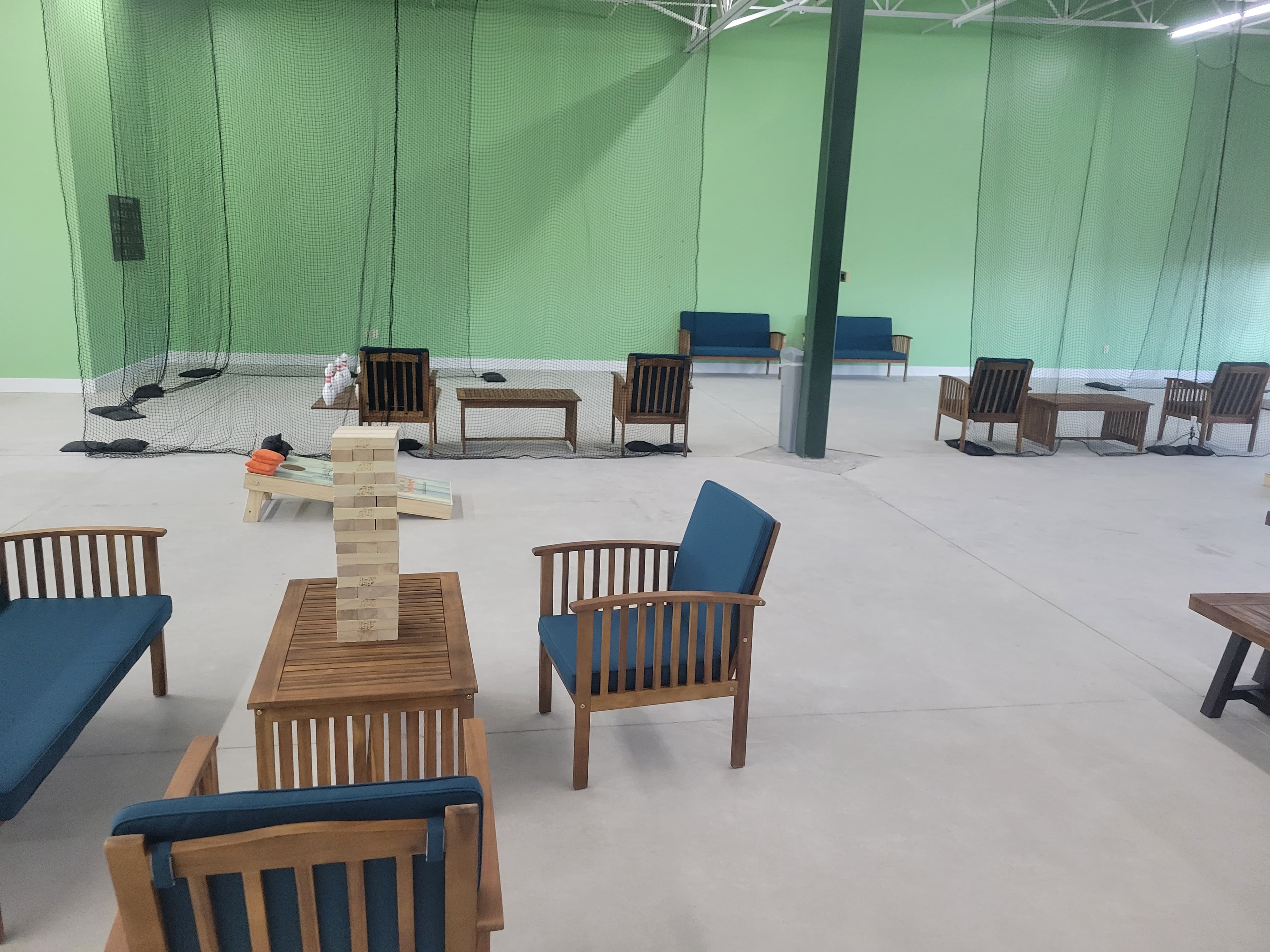 Bunkers Country Club - Image 4