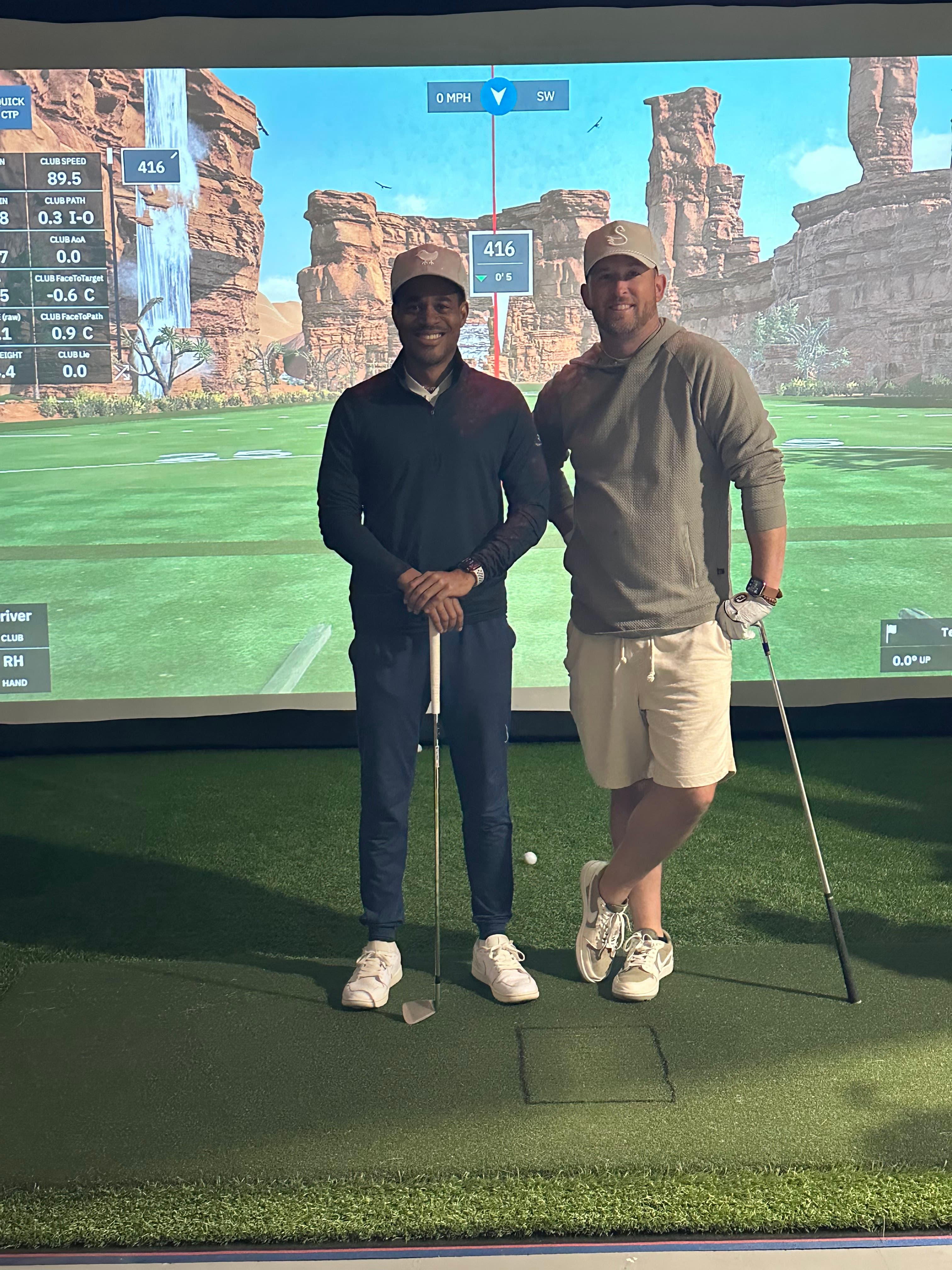 Club Twirl Golf Lounge - Image 5