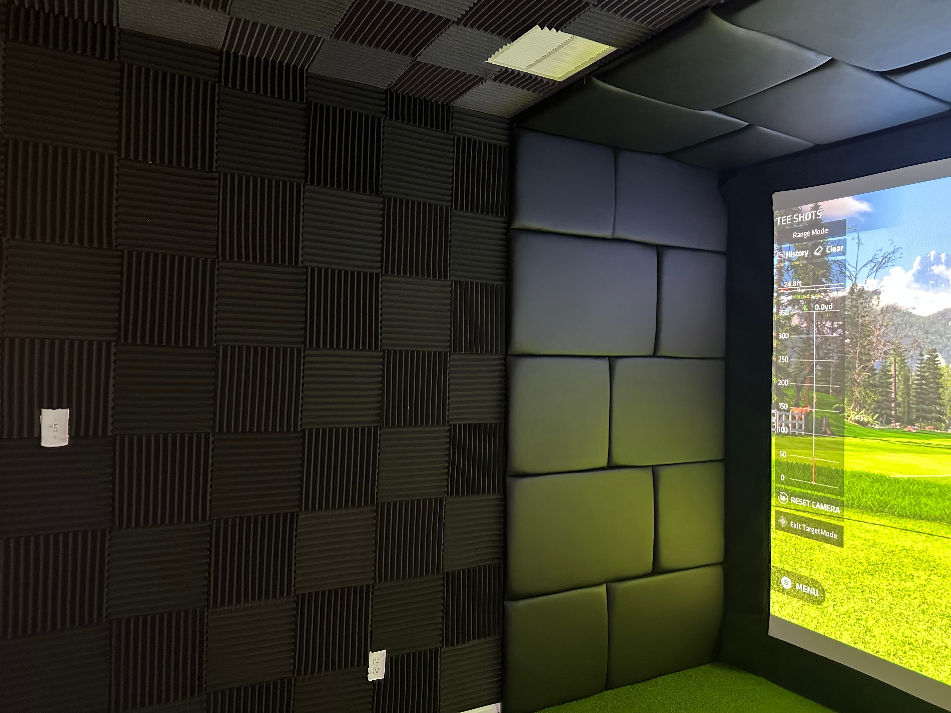 19th Hole Golf Simulators - Image 3