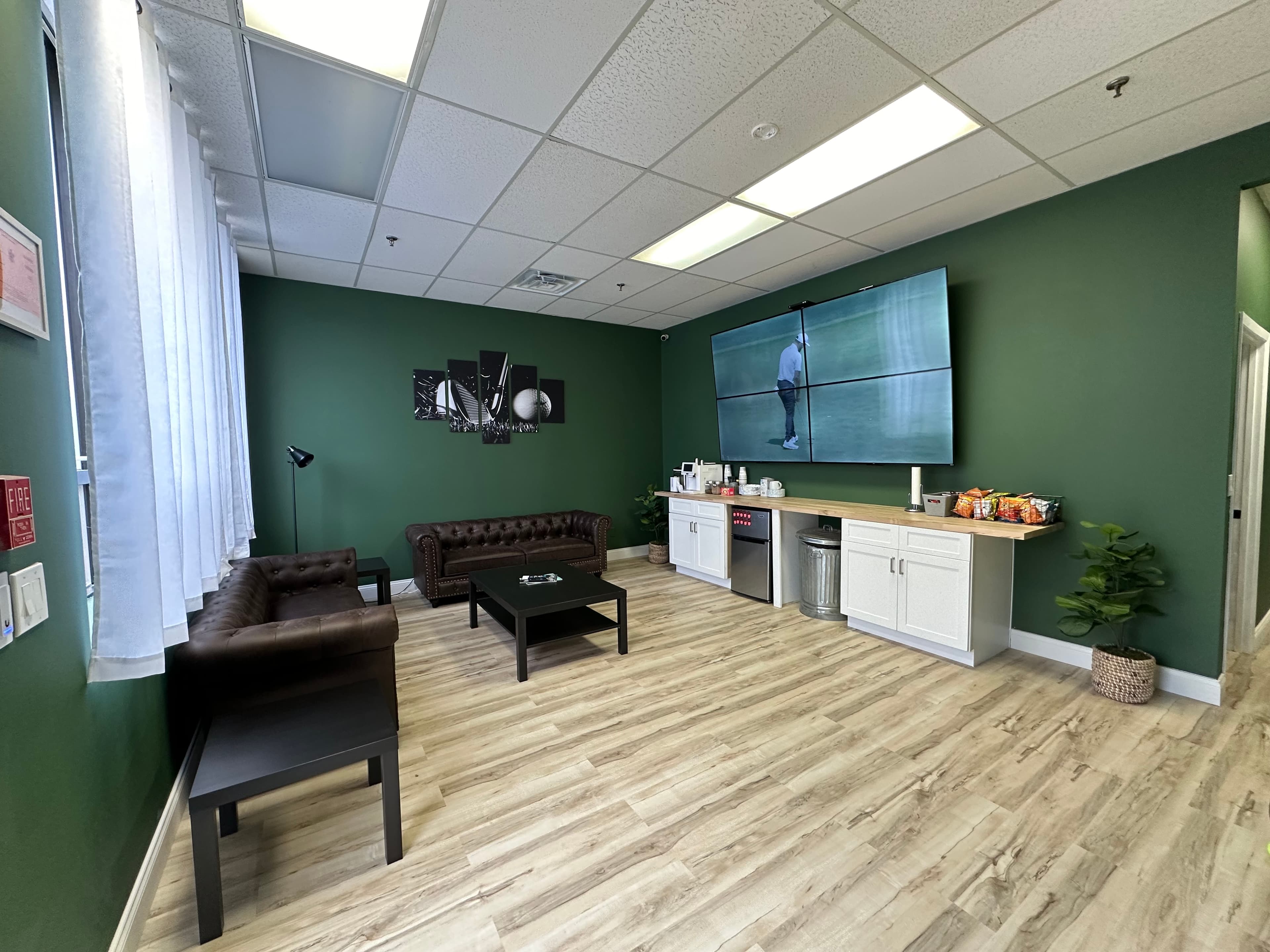 Modern Links - Image 5