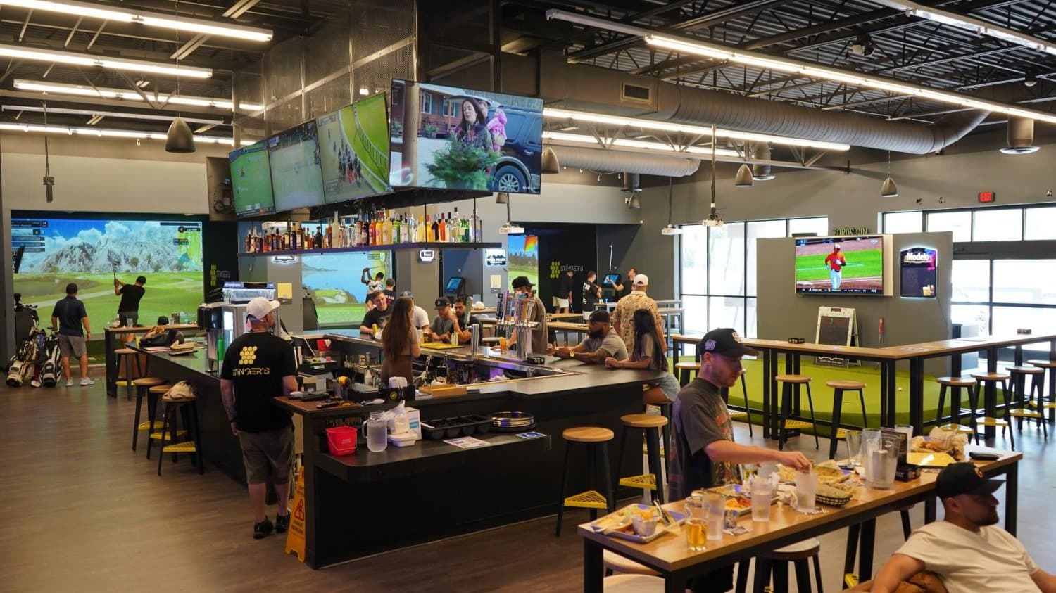 Stingers Golf Club - Image 1