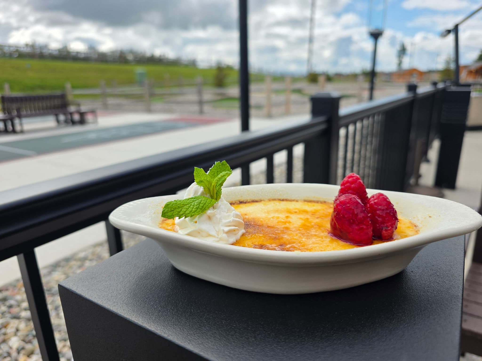 Mulligans at the Bluffs - Image 2