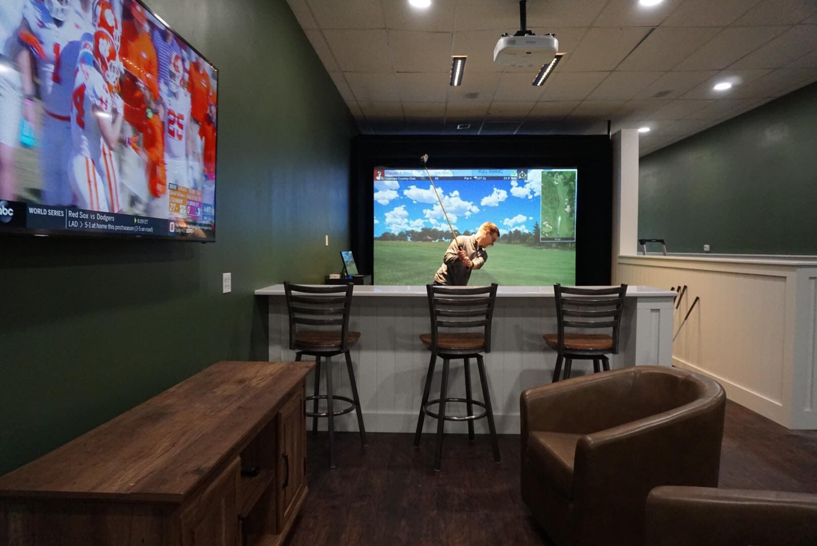 The Clubhouse Indoor Golf at Stetson Bros - Image 3