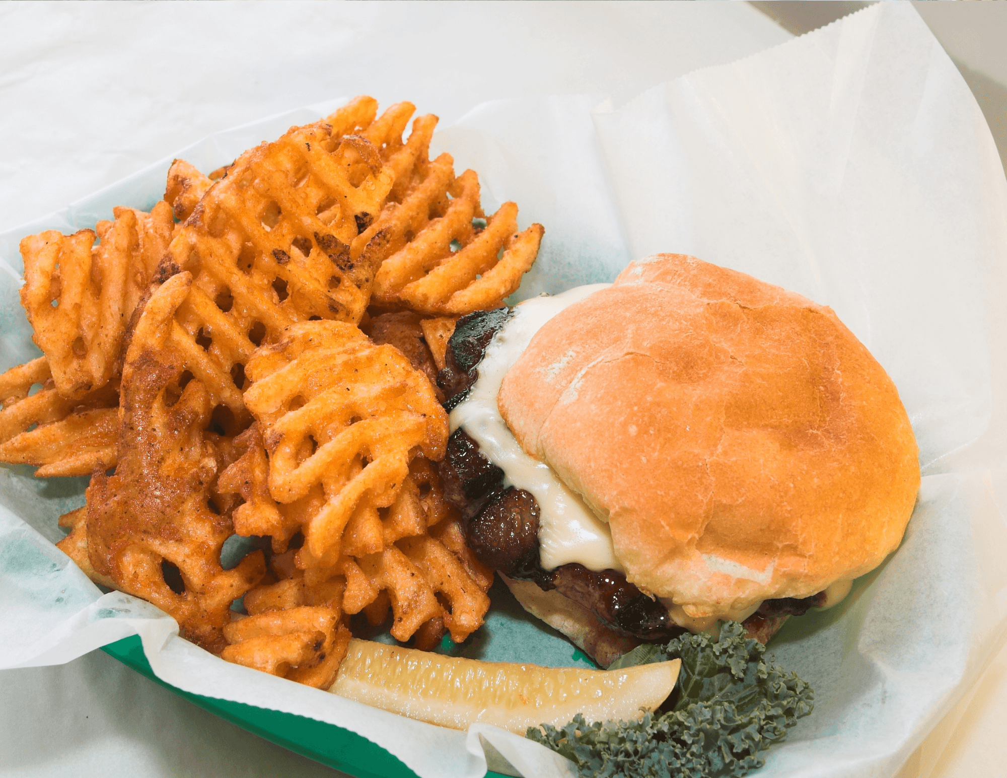 Shooters Sports Pub - Image 5