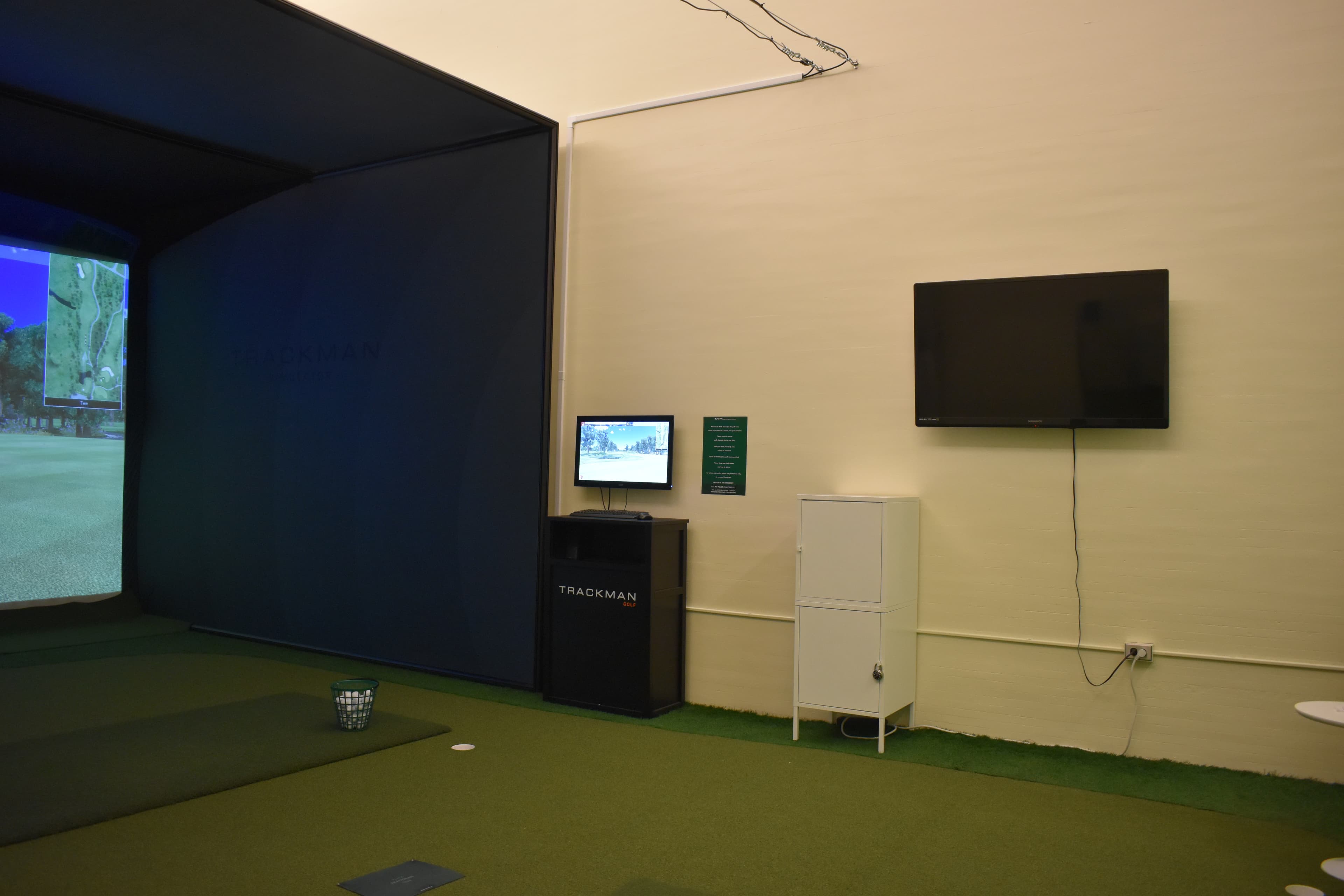 MIT Recreation - Indoor Golf Range - Image 3