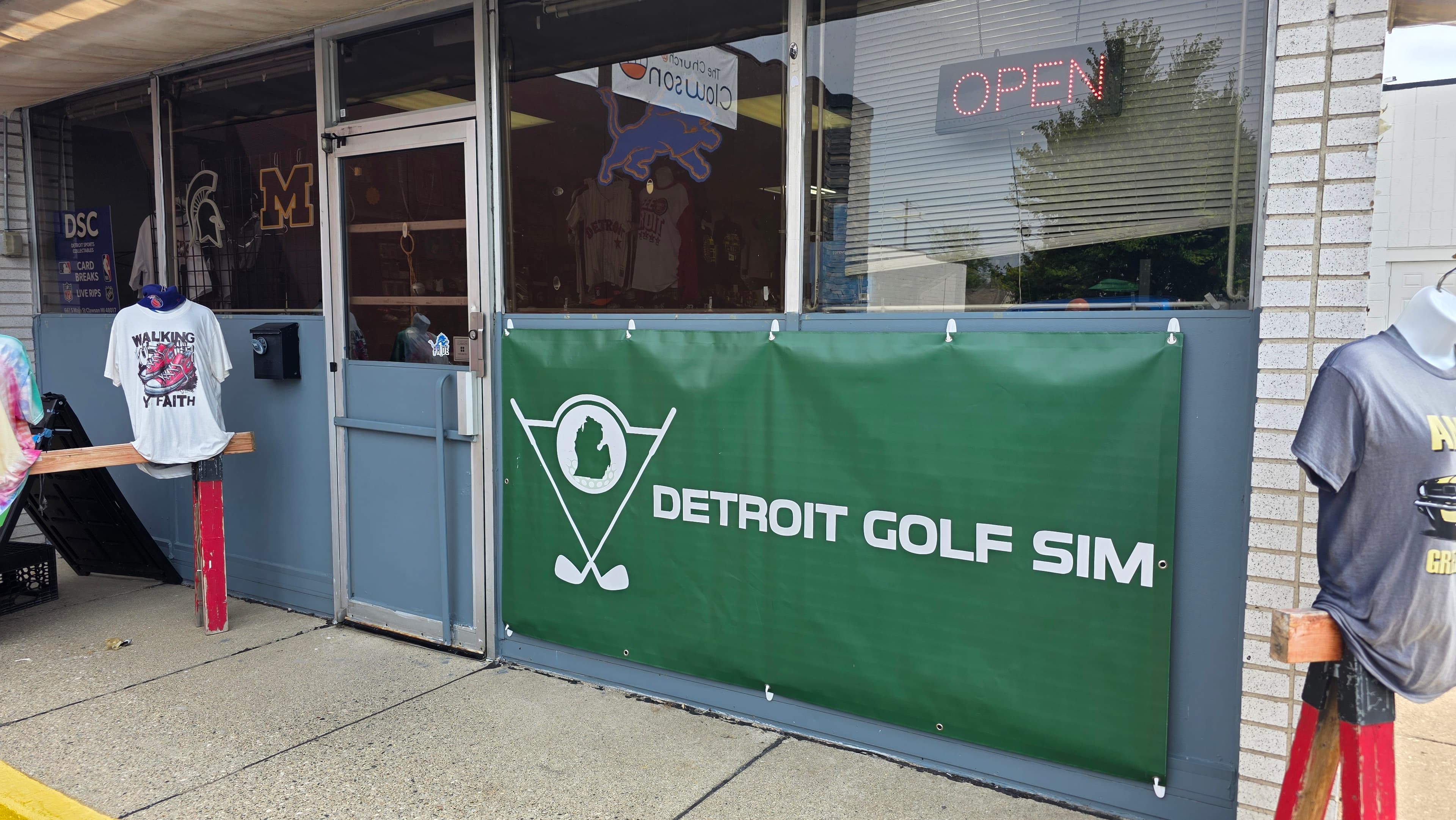 Detroit Golf Sim - Image 4