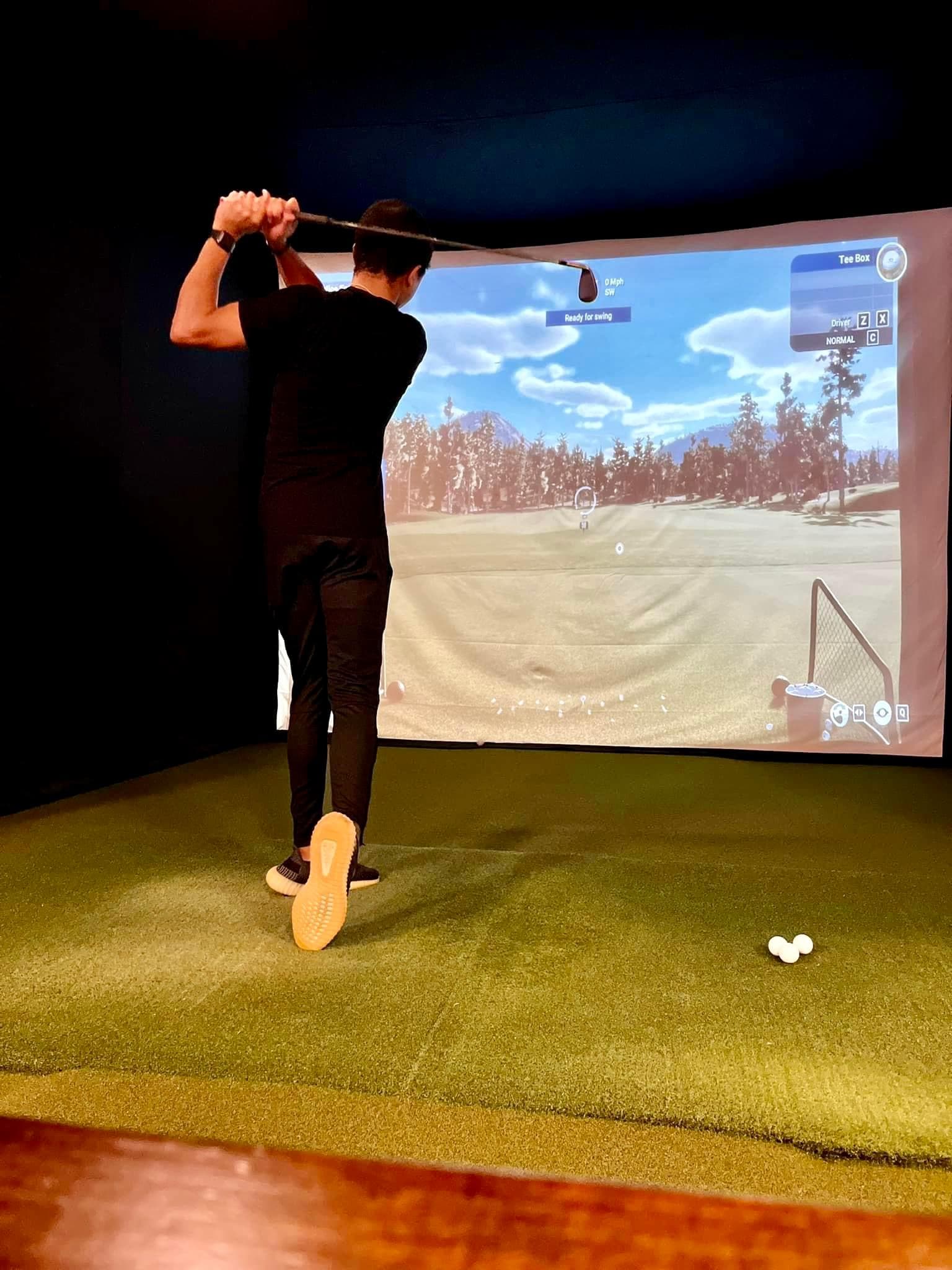 Tee It Up Indoors - Image 10