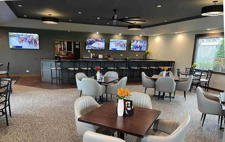 The Oaks Grille - Image 7