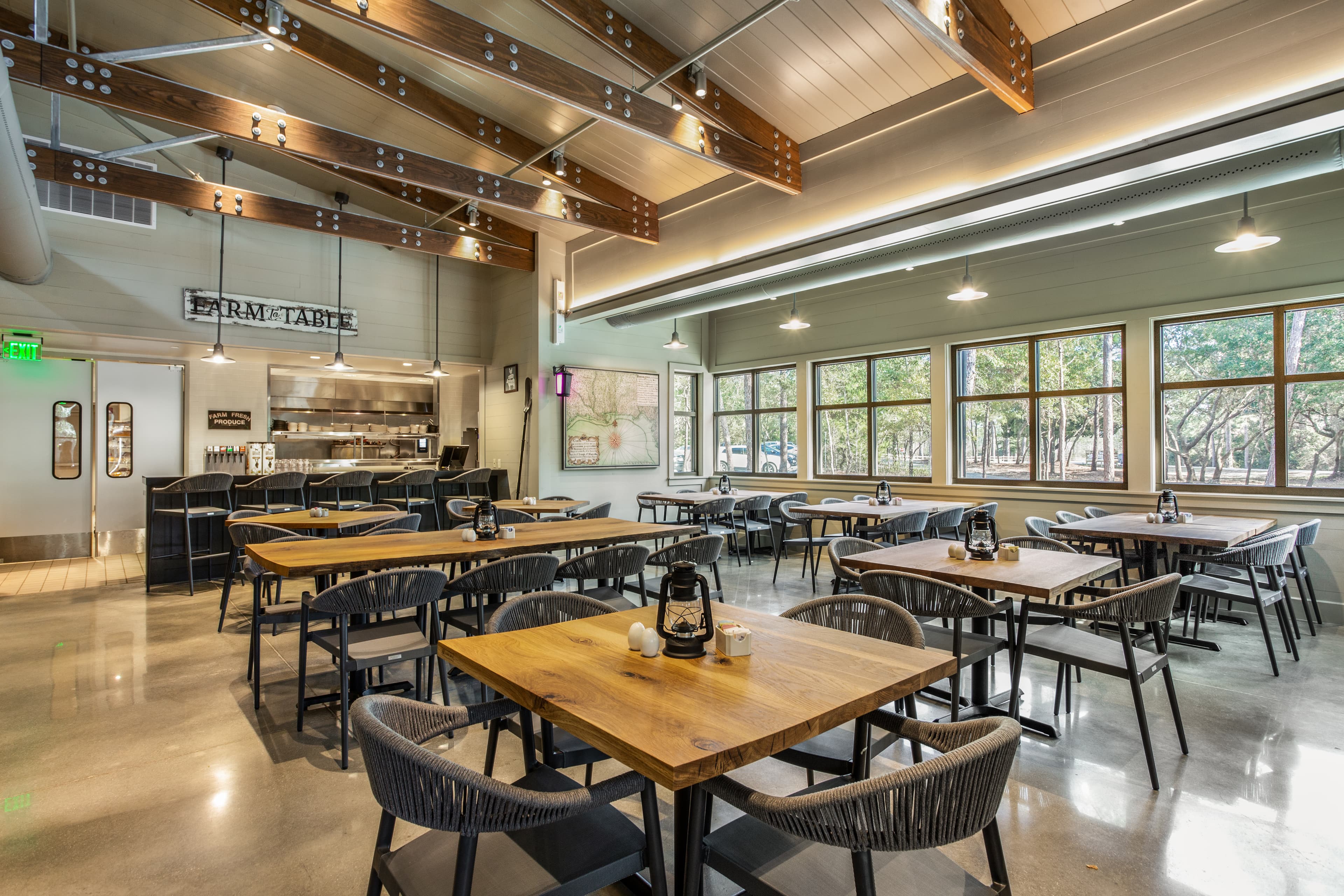 Woodside Restaurant - Image 1