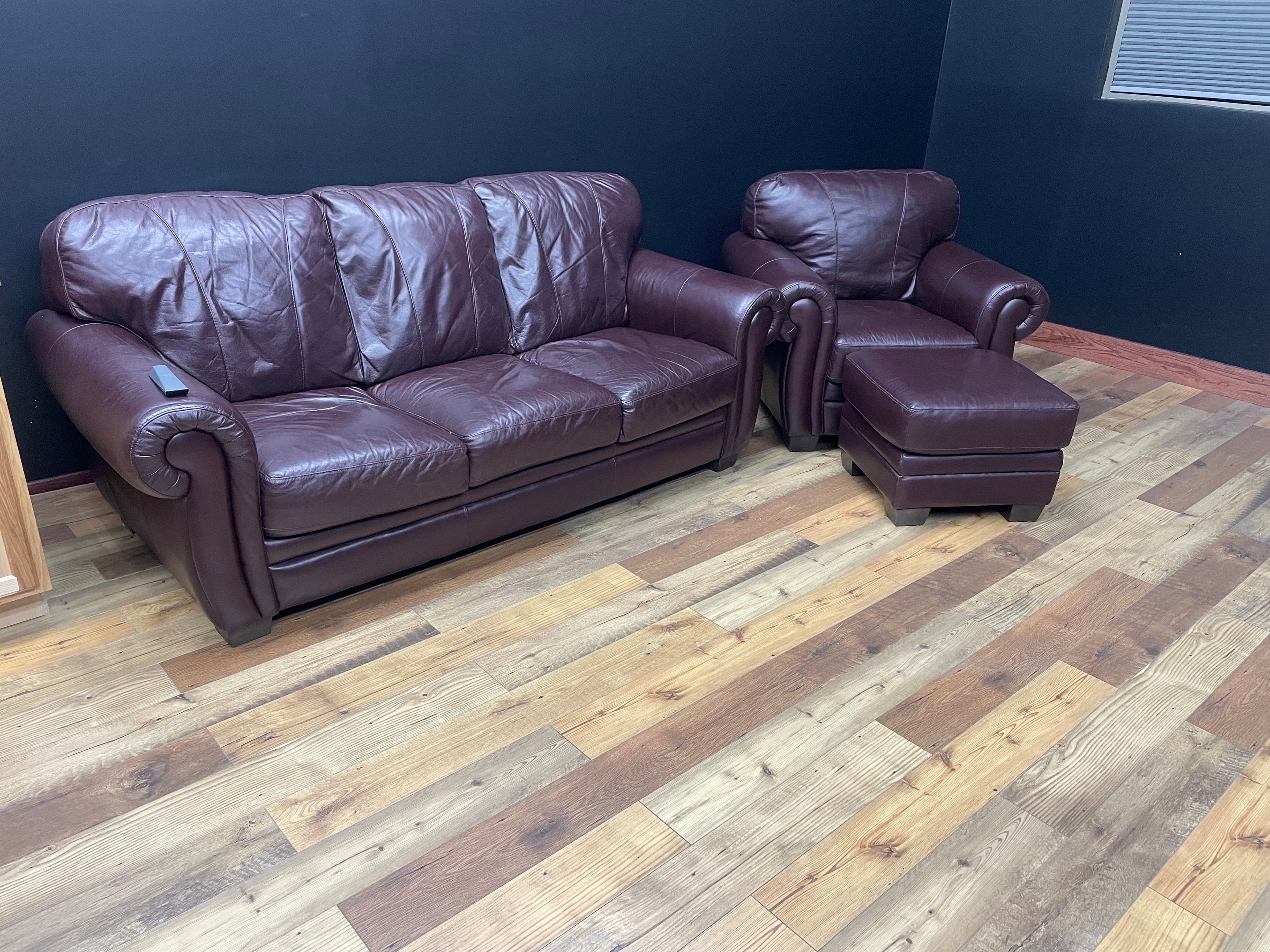 Foreged Indoor Country Club - Image 3