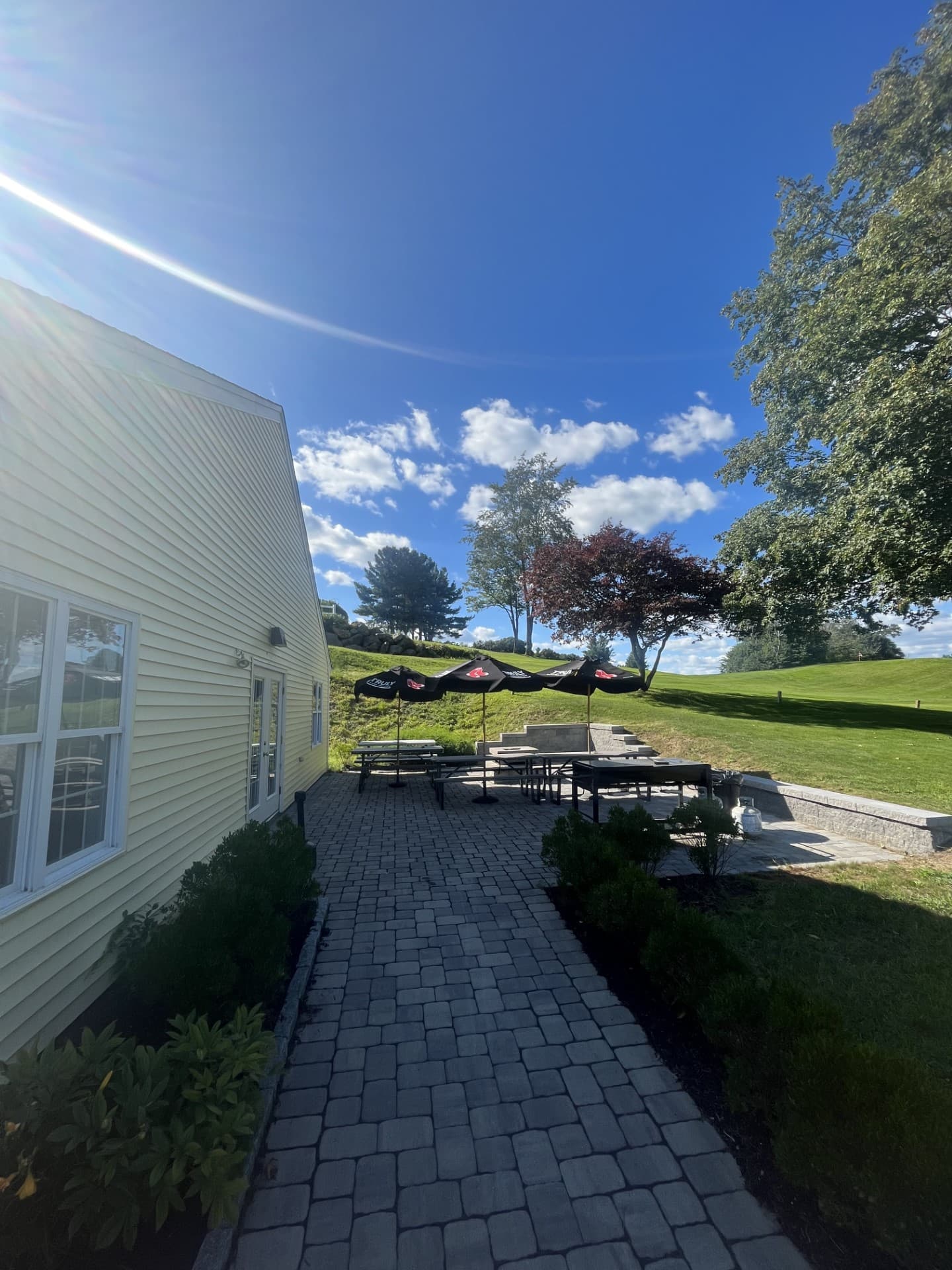 Players' Retreat Sports Bar - Image 3