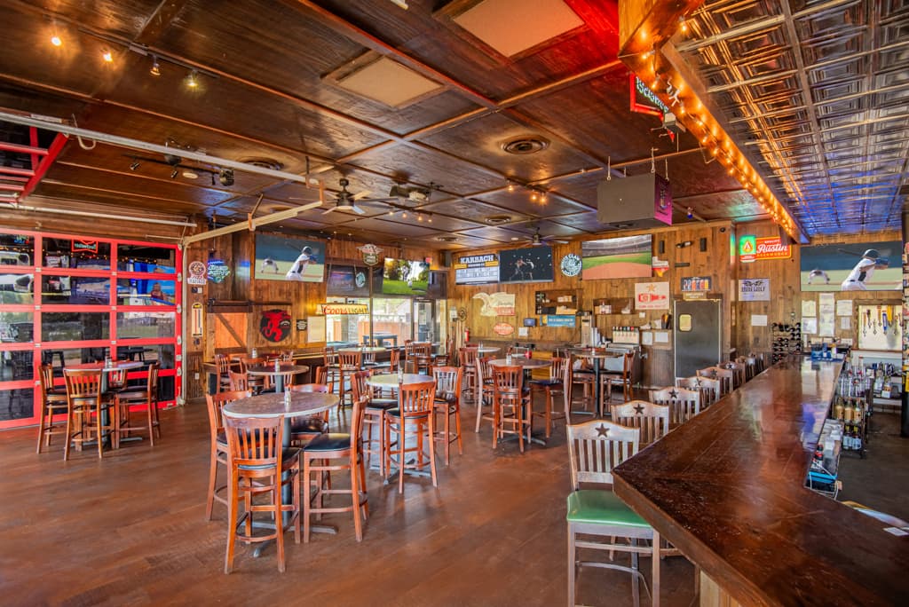 Little Woodrow's Bee Cave - Image 4