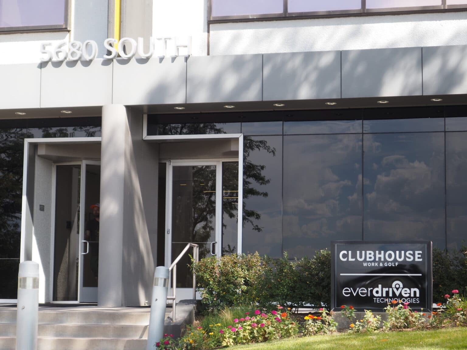 Clubhouse Work & Golf - Image 5