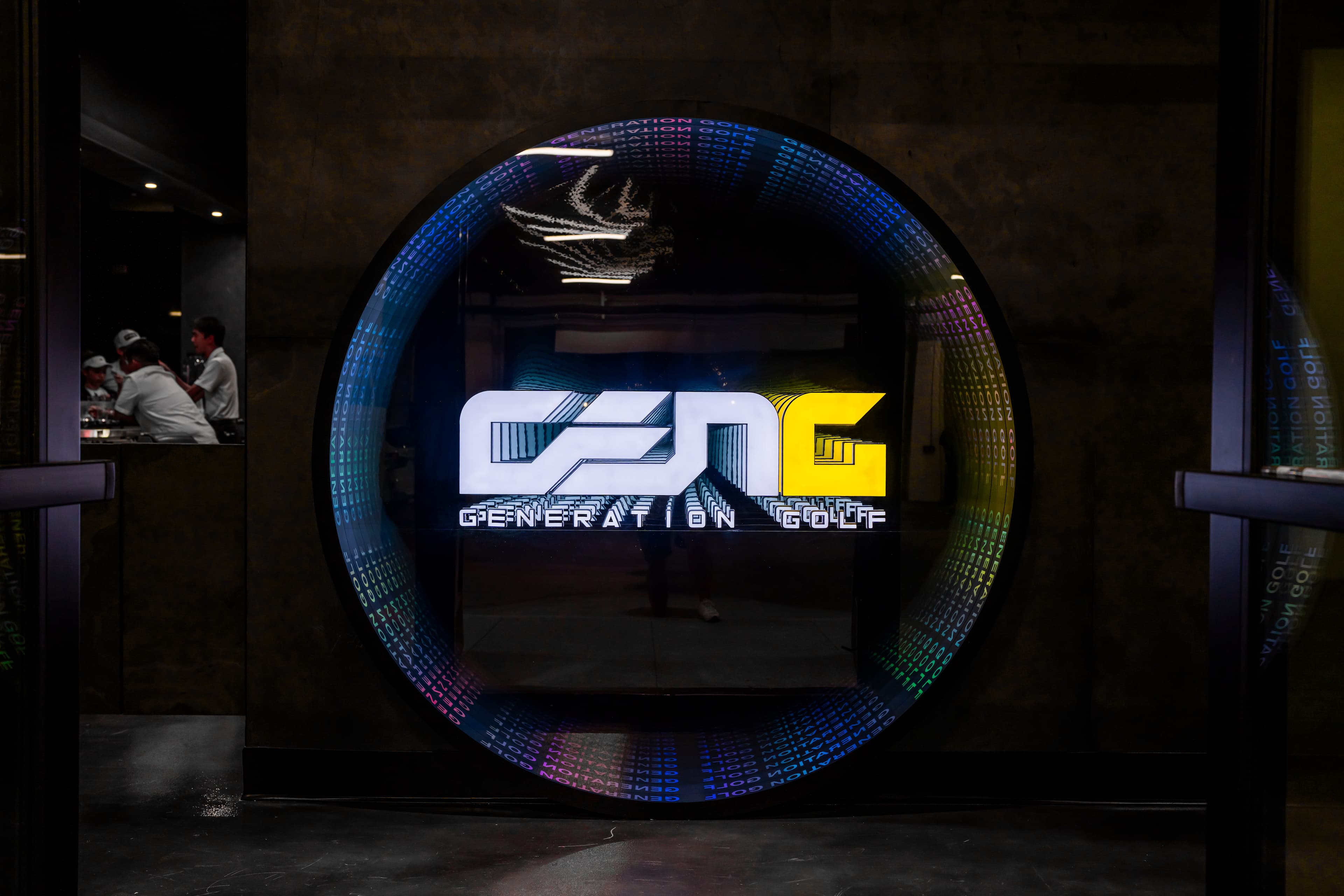 Generation Golf Lounge & Bar - Image 4