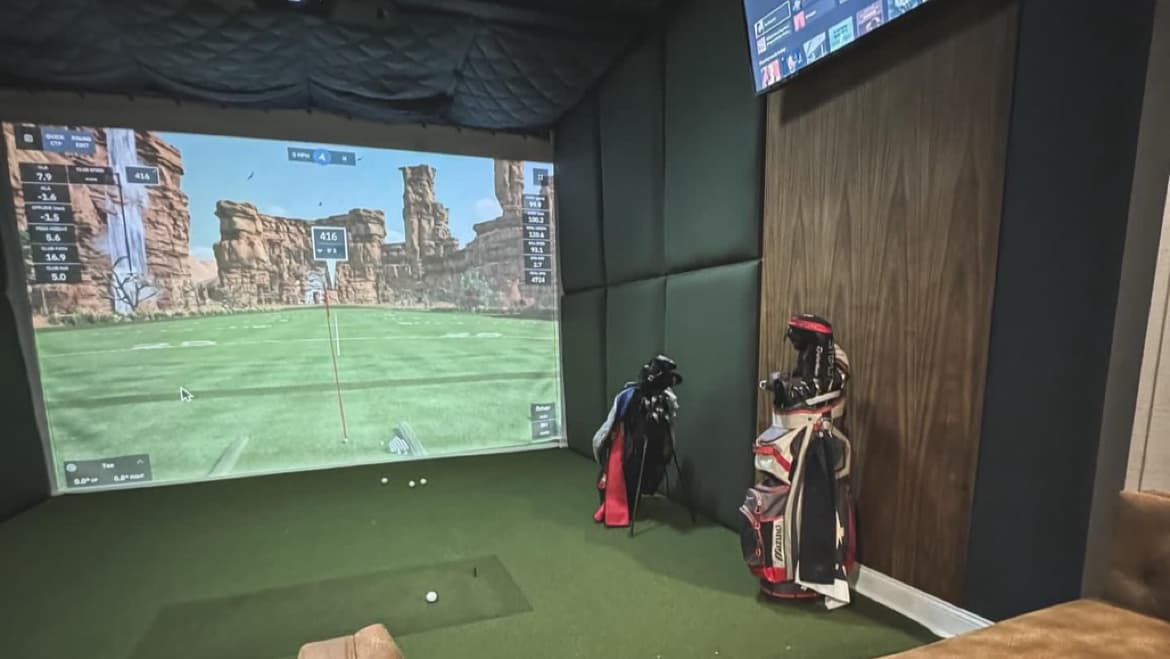 Hacktivist Golf Tyrone - Image 3