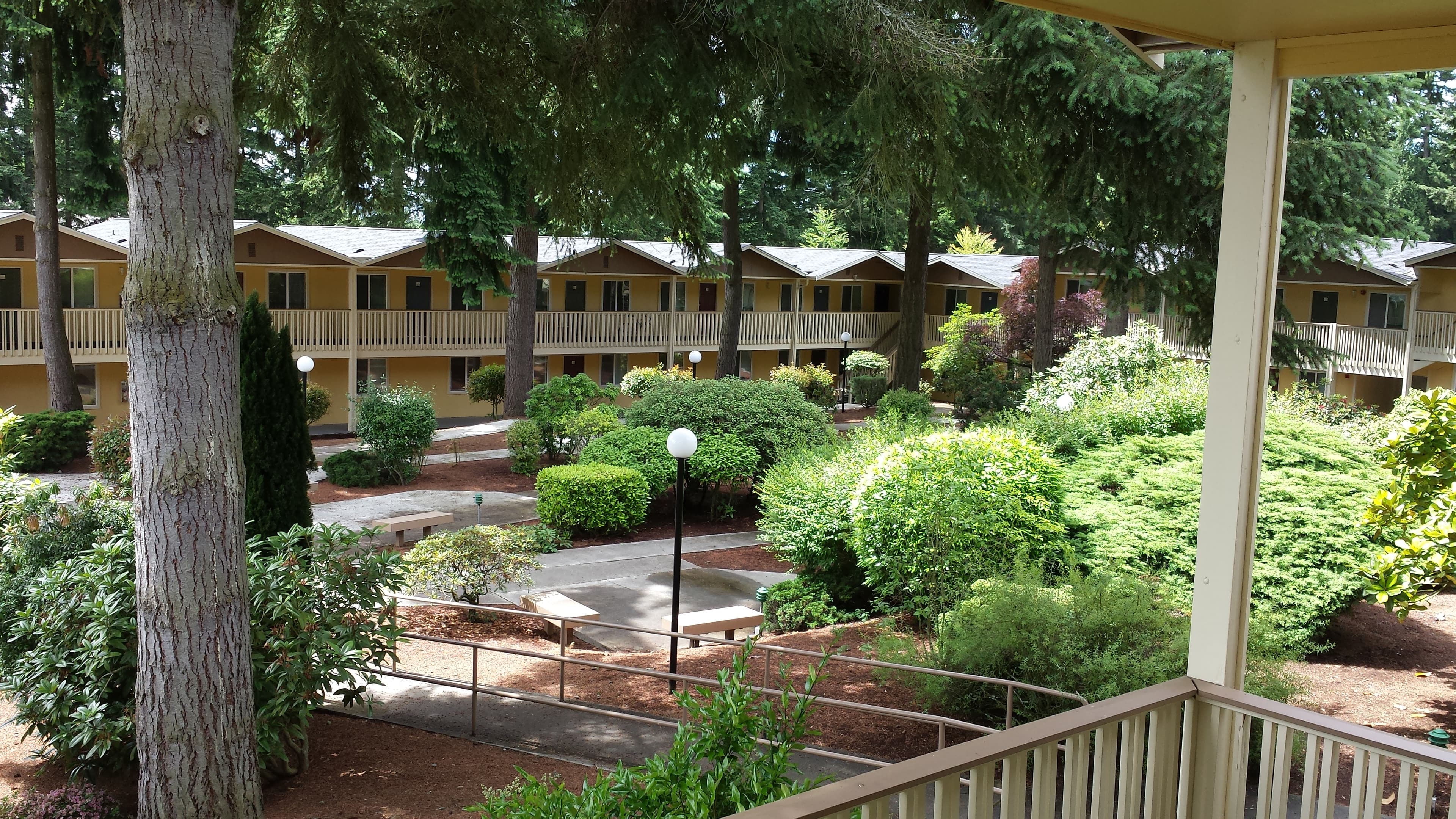 Somerset Gardens Apartments - Image 7