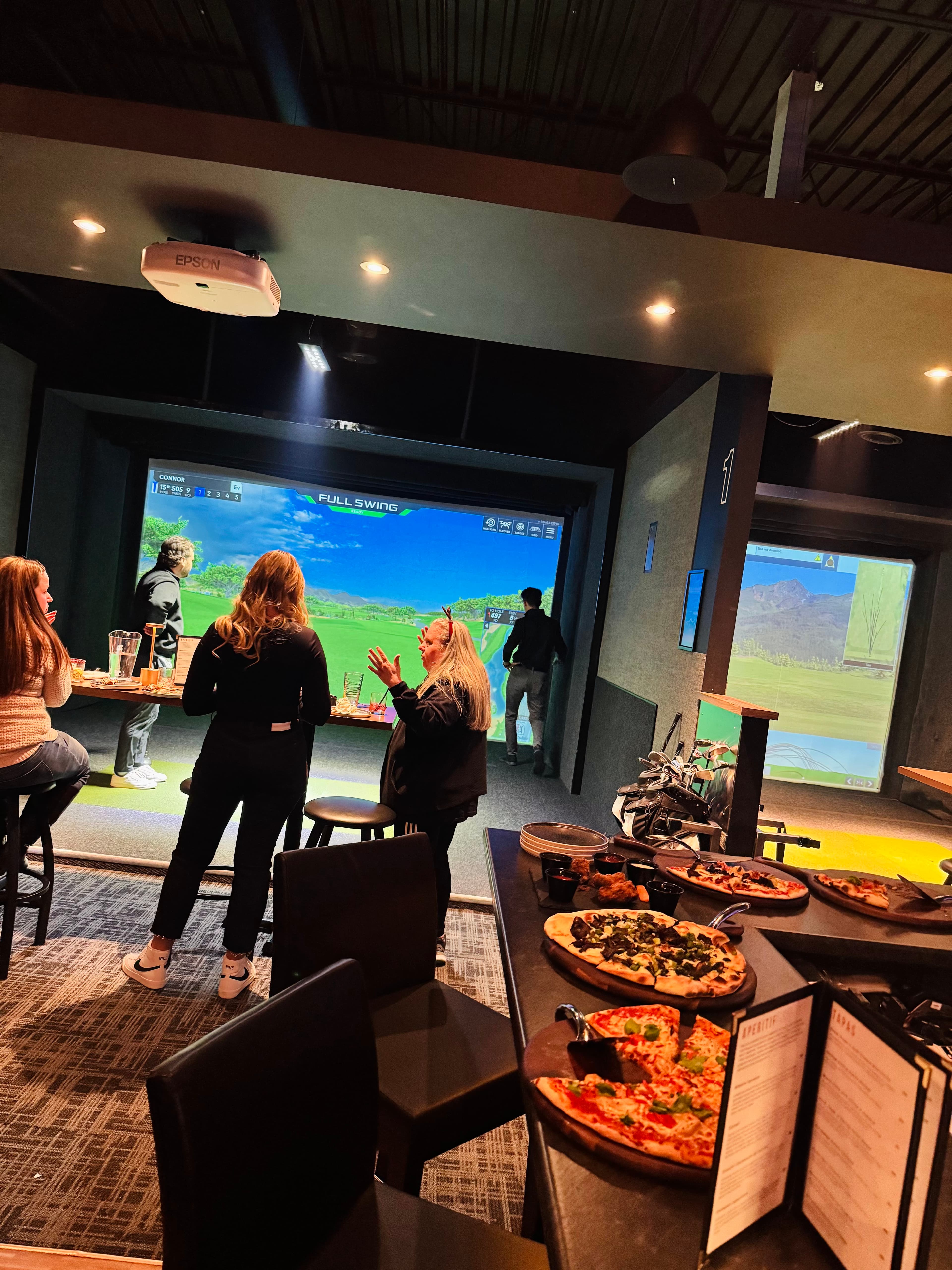 Players Indoor Golf & Sports Bar - Image 10