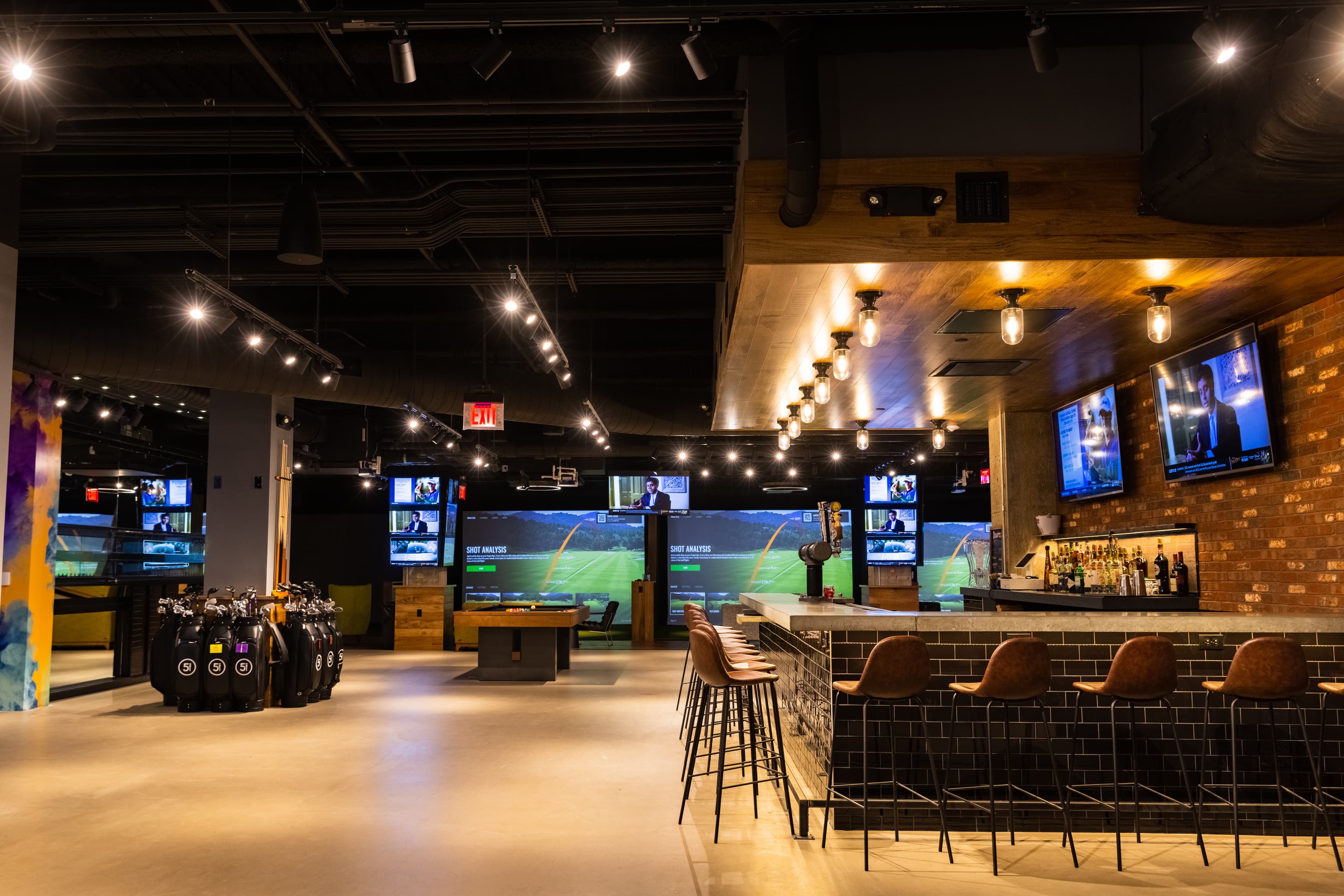 Five Iron Golf - Image 1