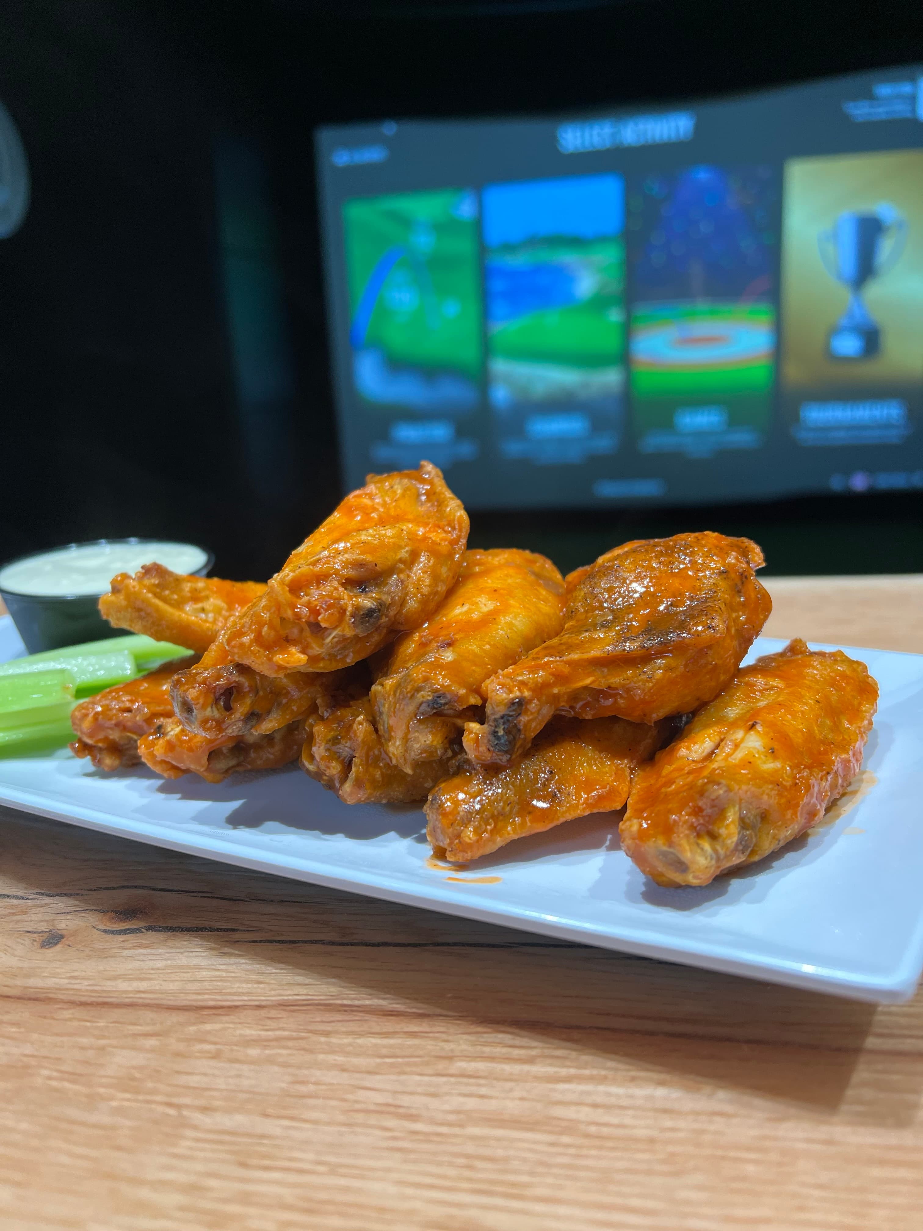 Golf Lounge 18 - Image 8