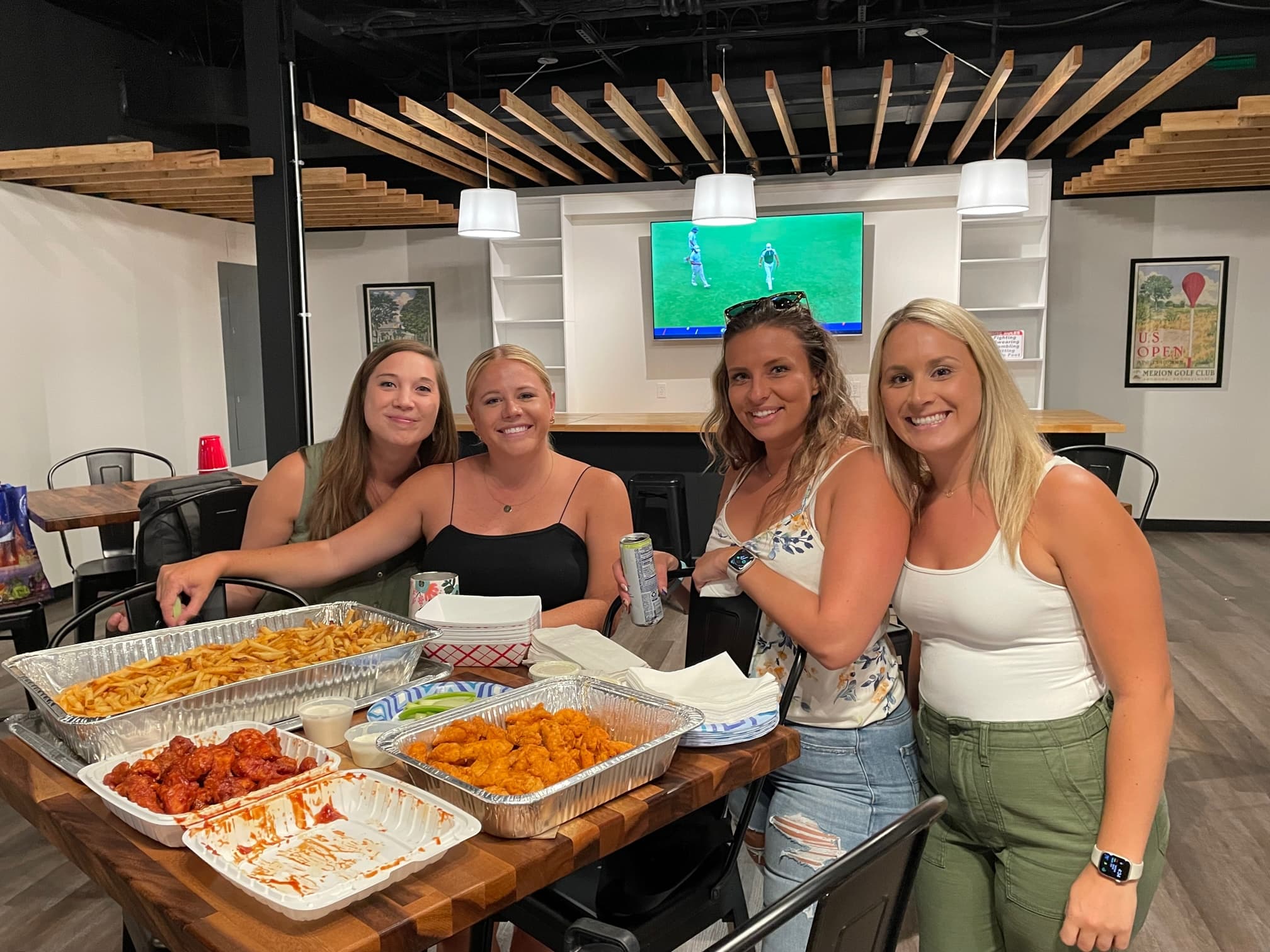 Fairways & Dreams Indoor Golf - Image 10