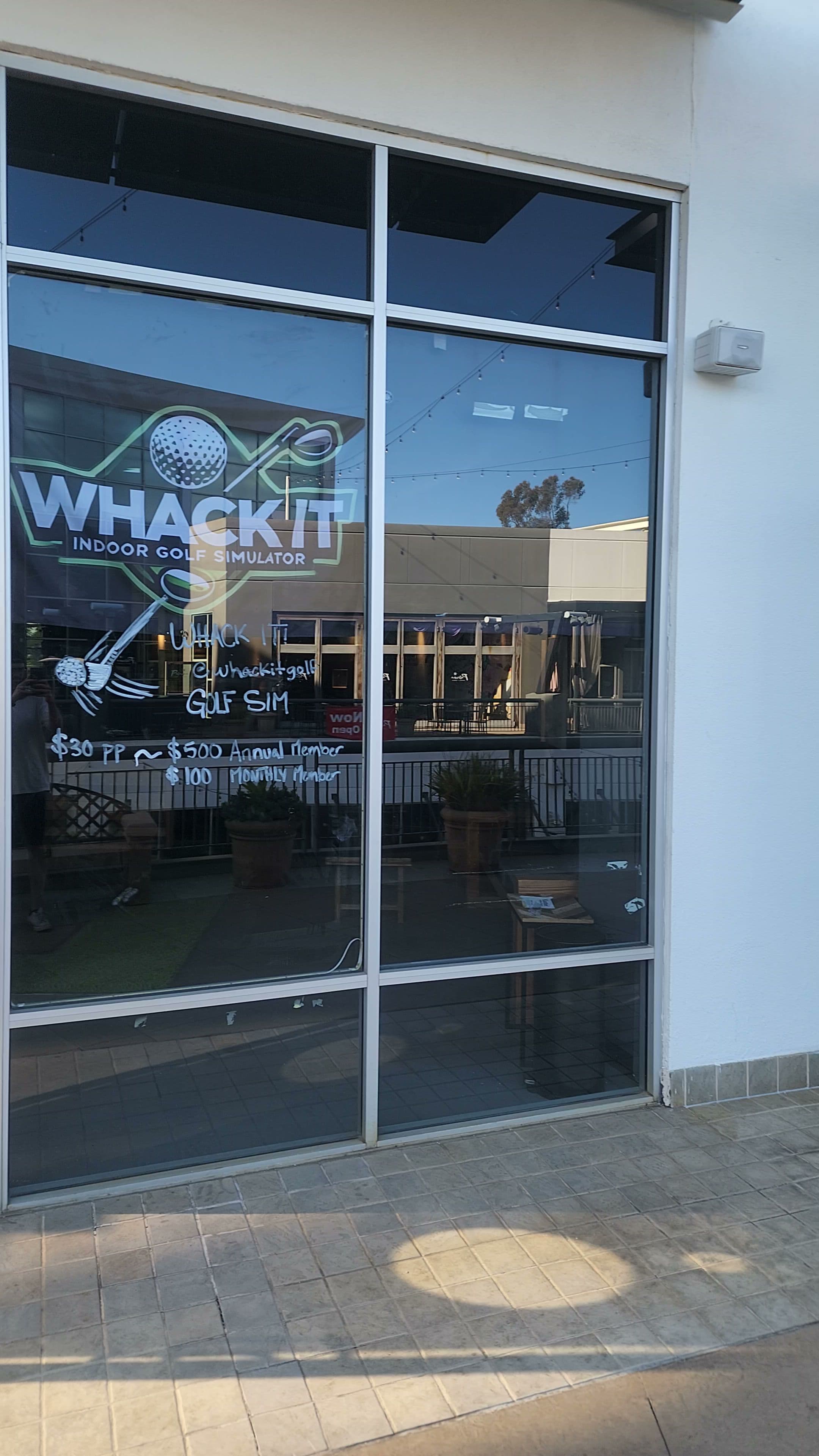 Whack-it Golf - Indoor Golf Simulator - Image 9