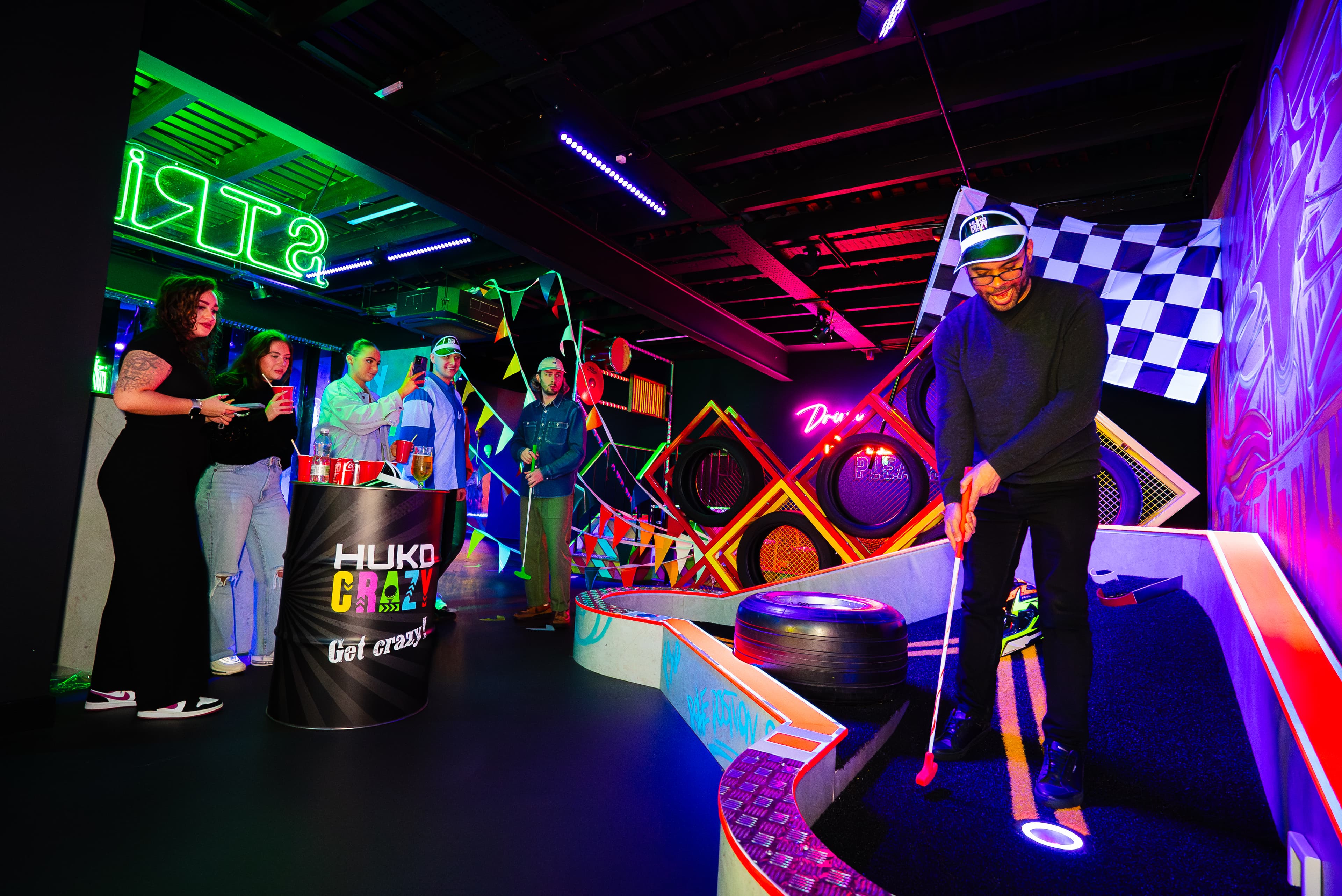 Hukd Crazy - Image 4