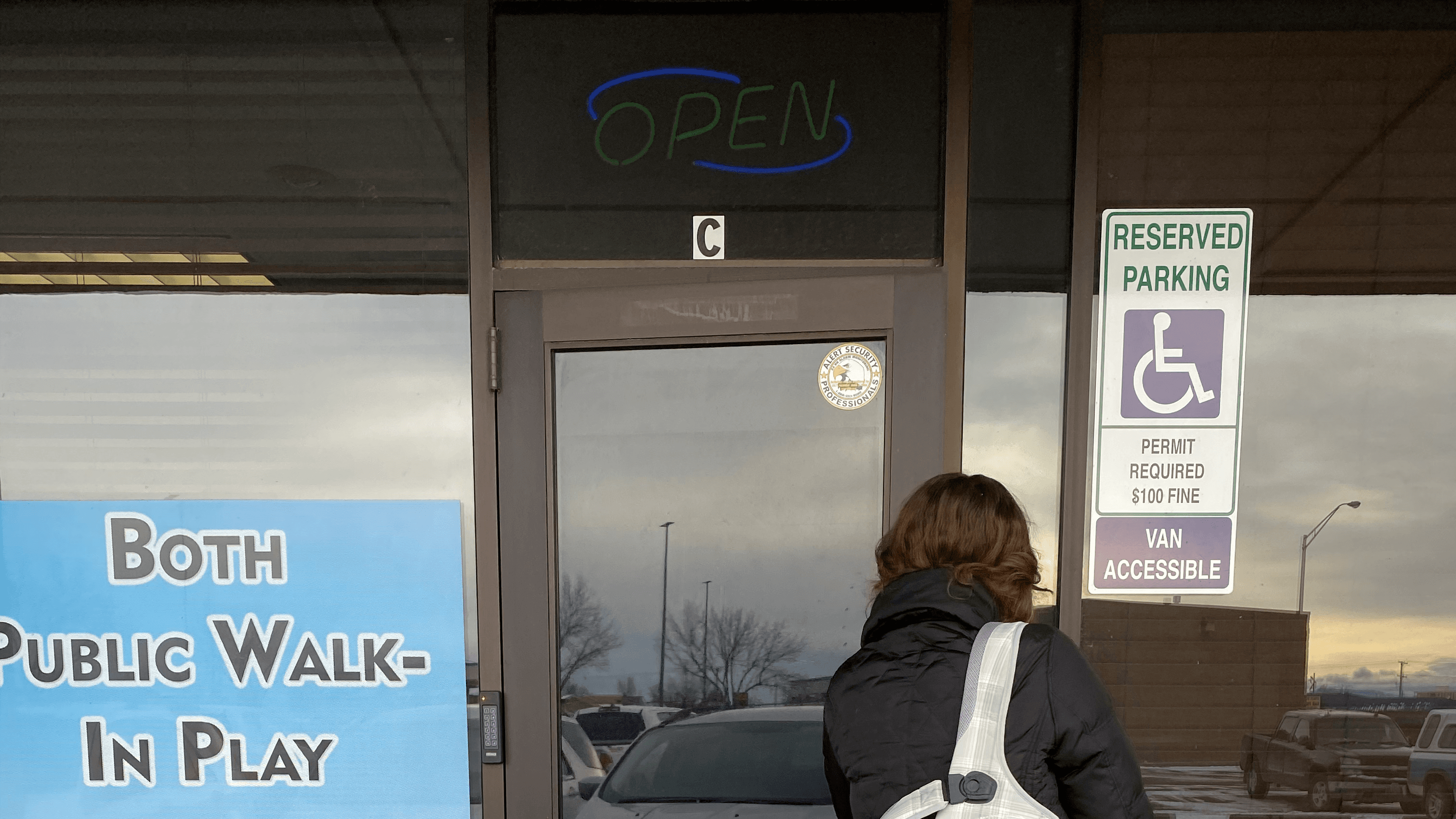 The Golf Room - Image 7